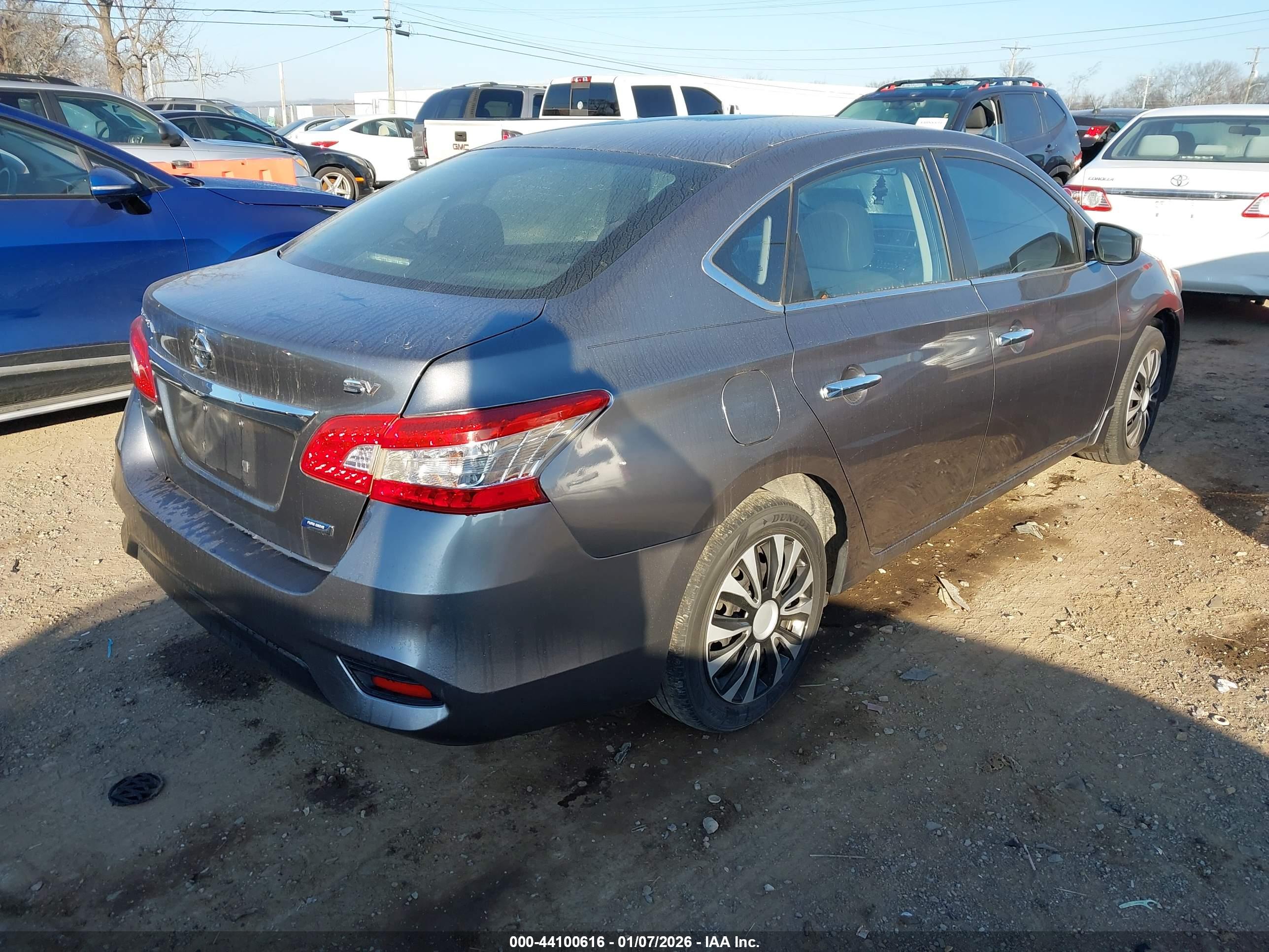 NISSAN SENTRA image 4