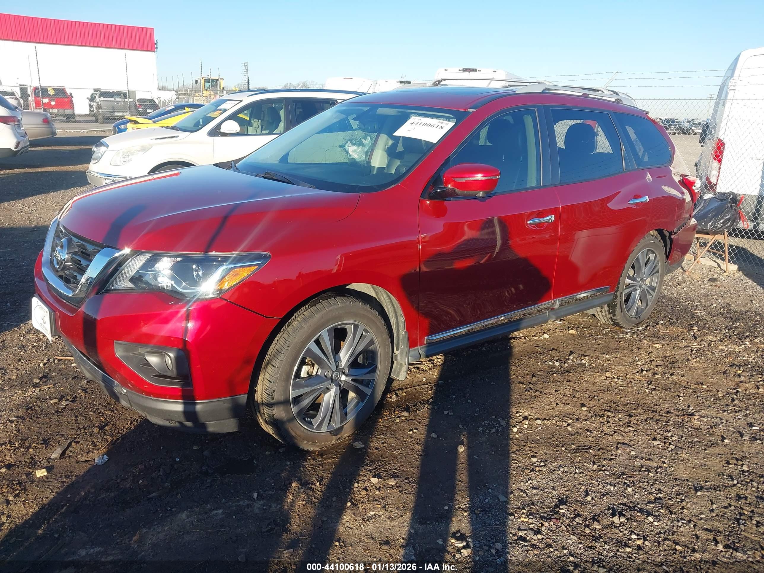 NISSAN PATHFINDER image 2