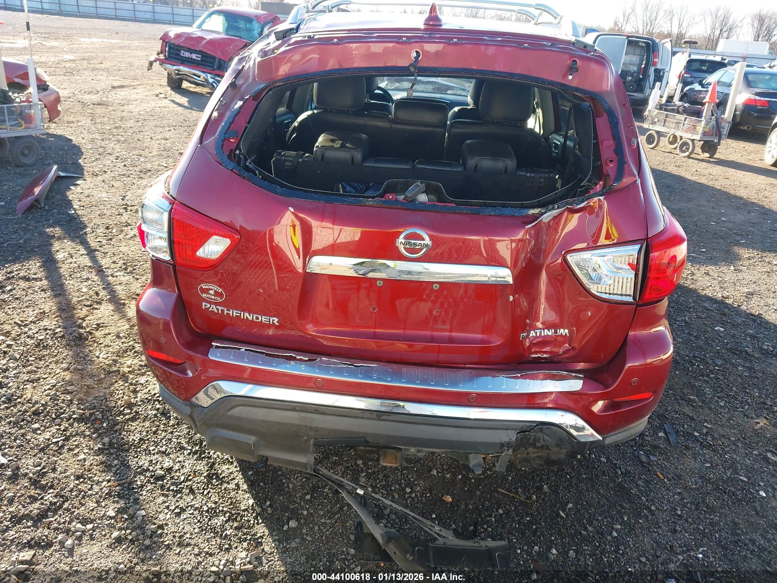 NISSAN PATHFINDER image 6
