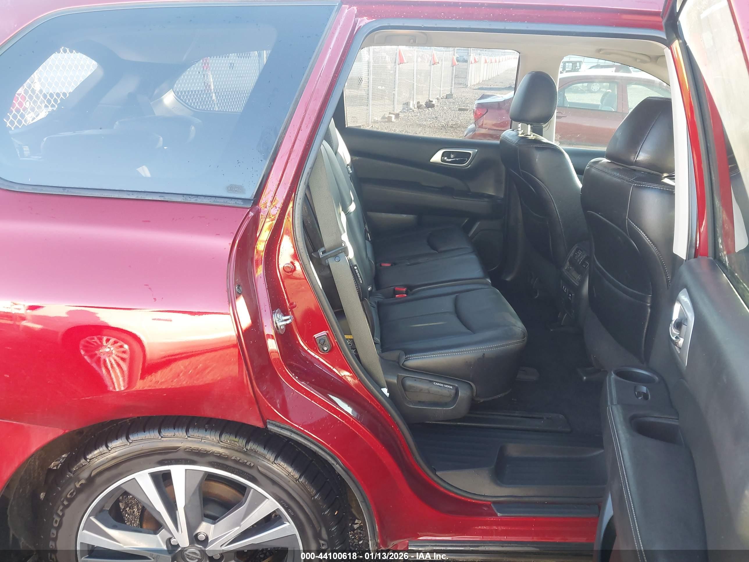 NISSAN PATHFINDER image 8