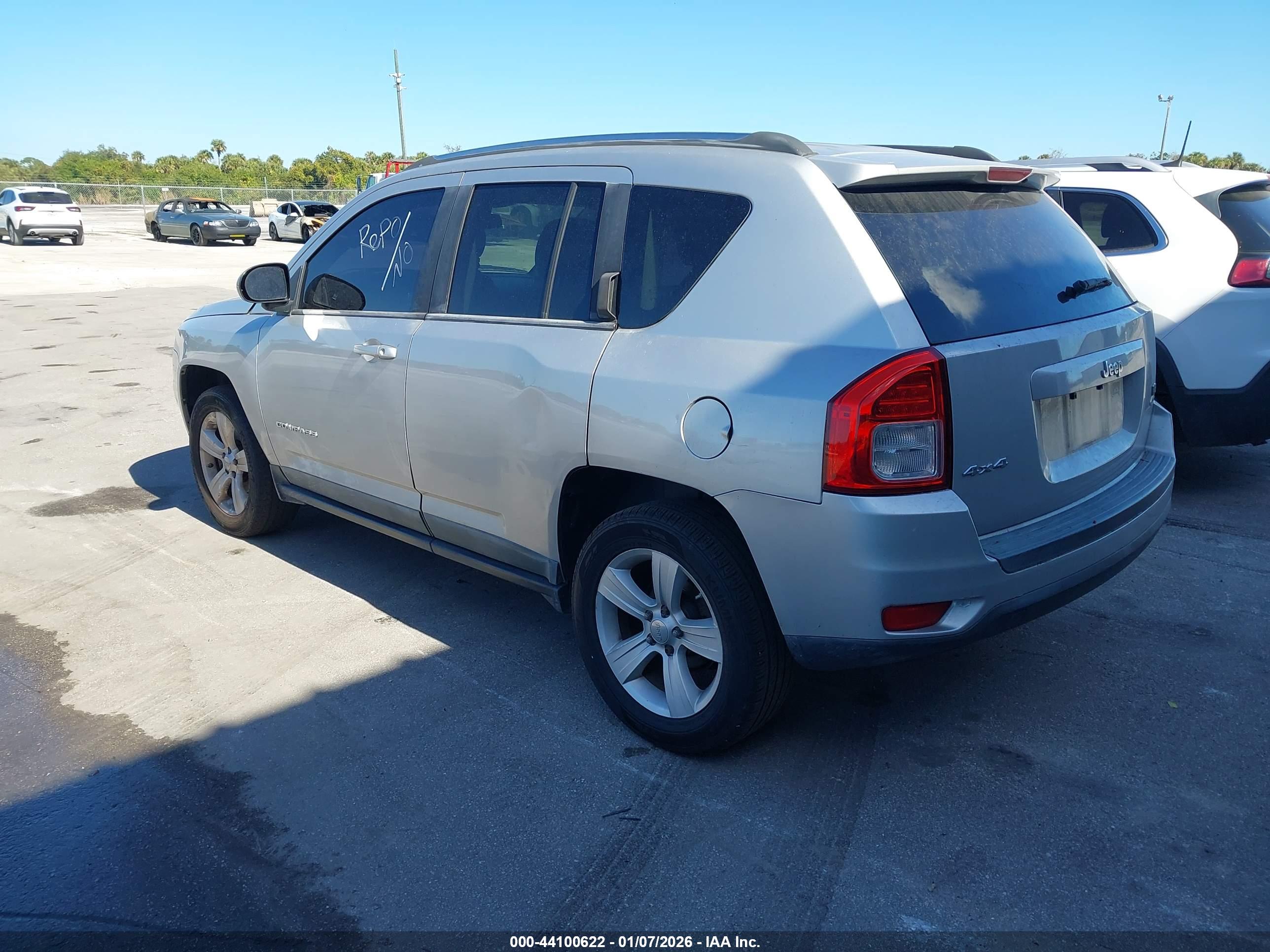 JEEP COMPASS image 3