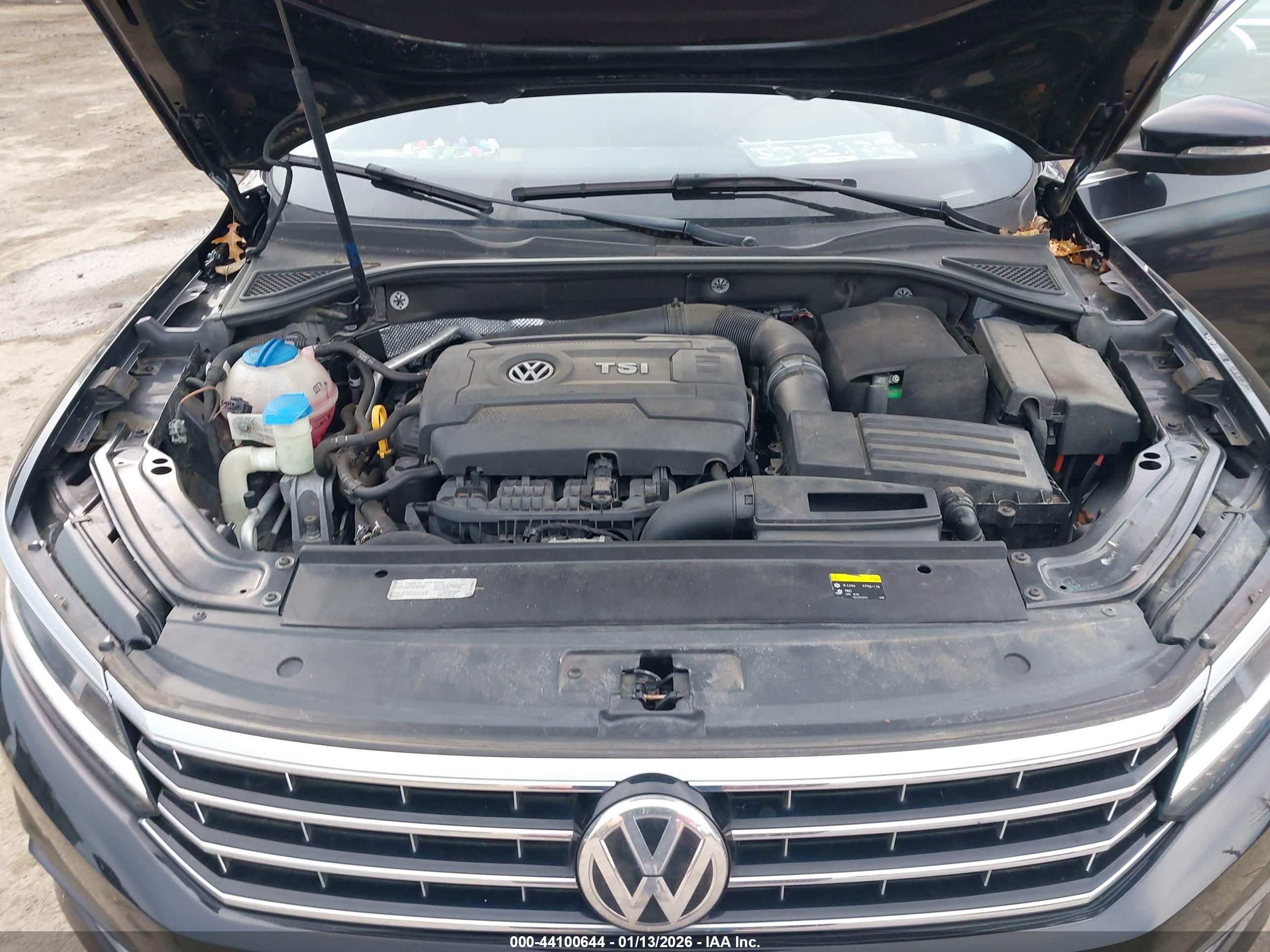 VOLKSWAGEN PASSAT image 10