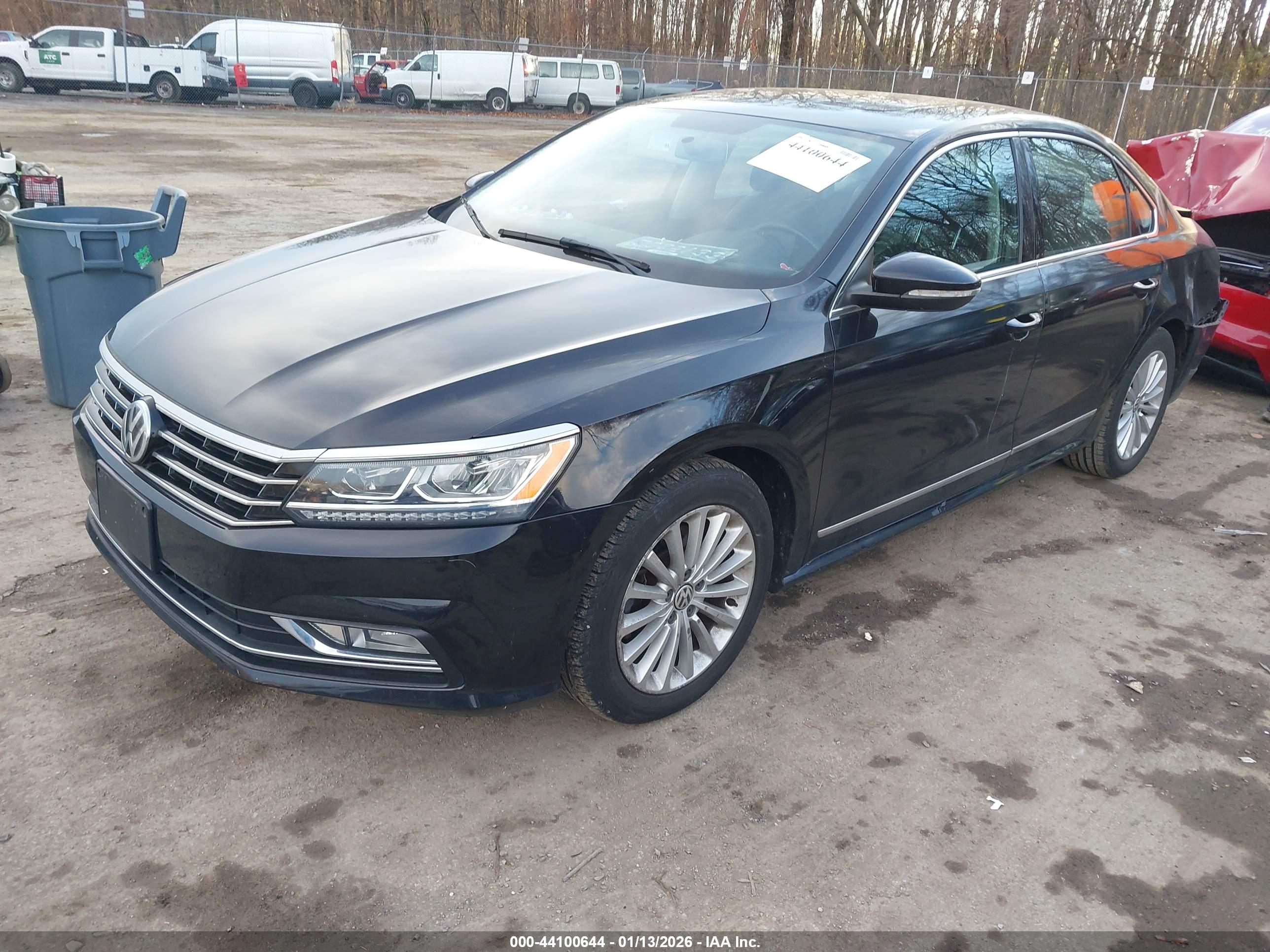 VOLKSWAGEN PASSAT image 2