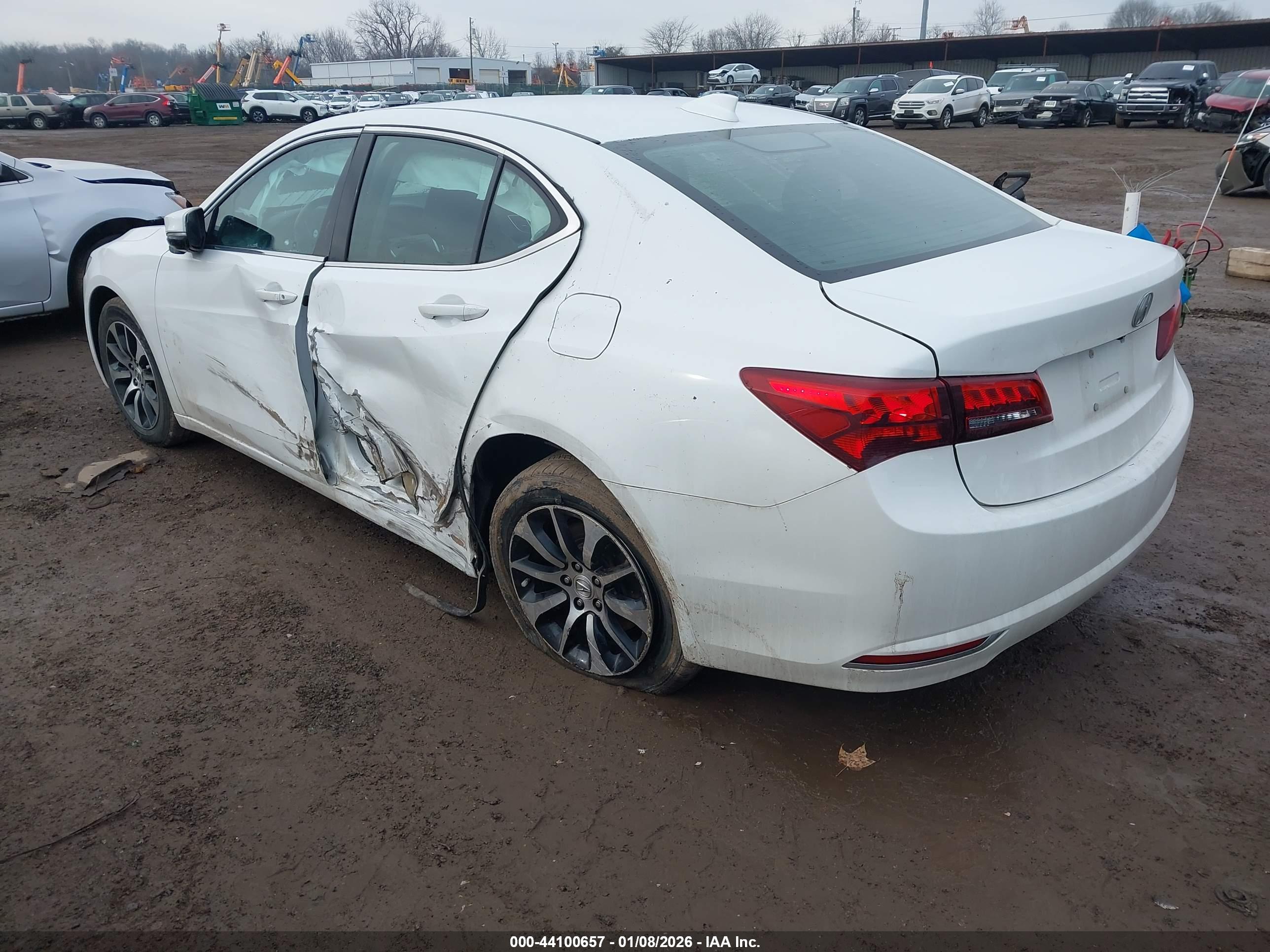 ACURA TLX image 3