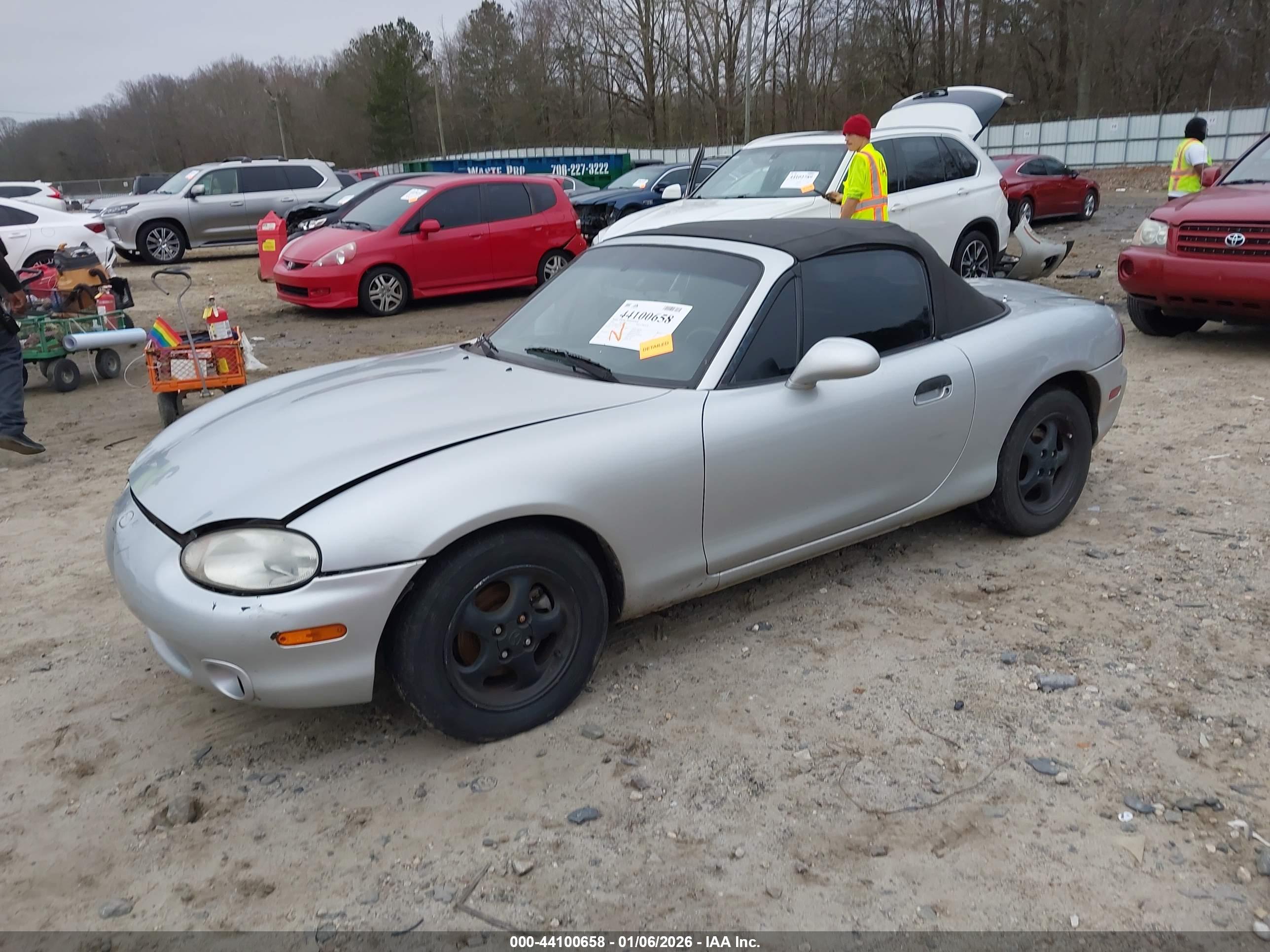 MAZDA MX-5 image 2