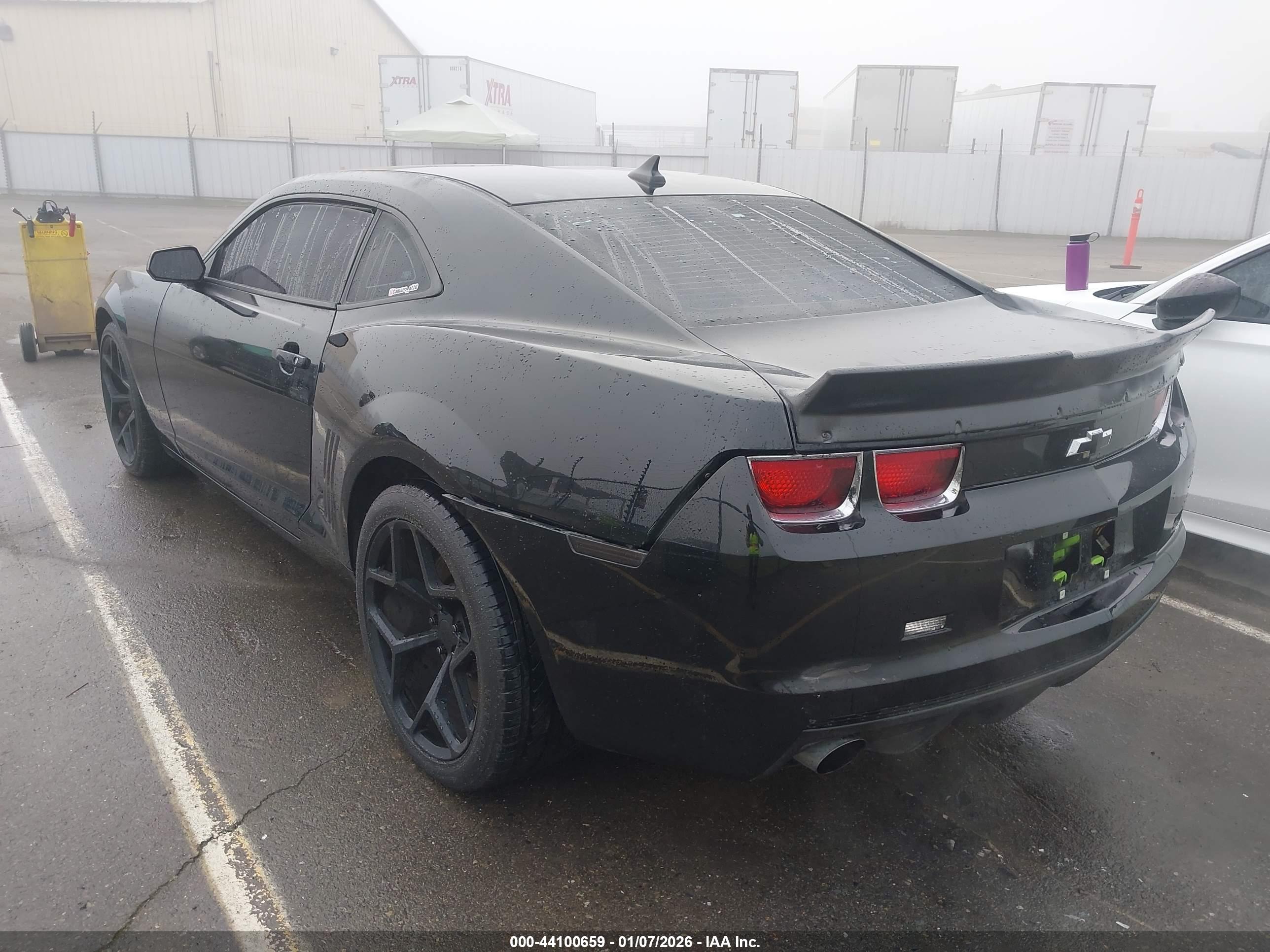 CHEVROLET CAMARO image 3