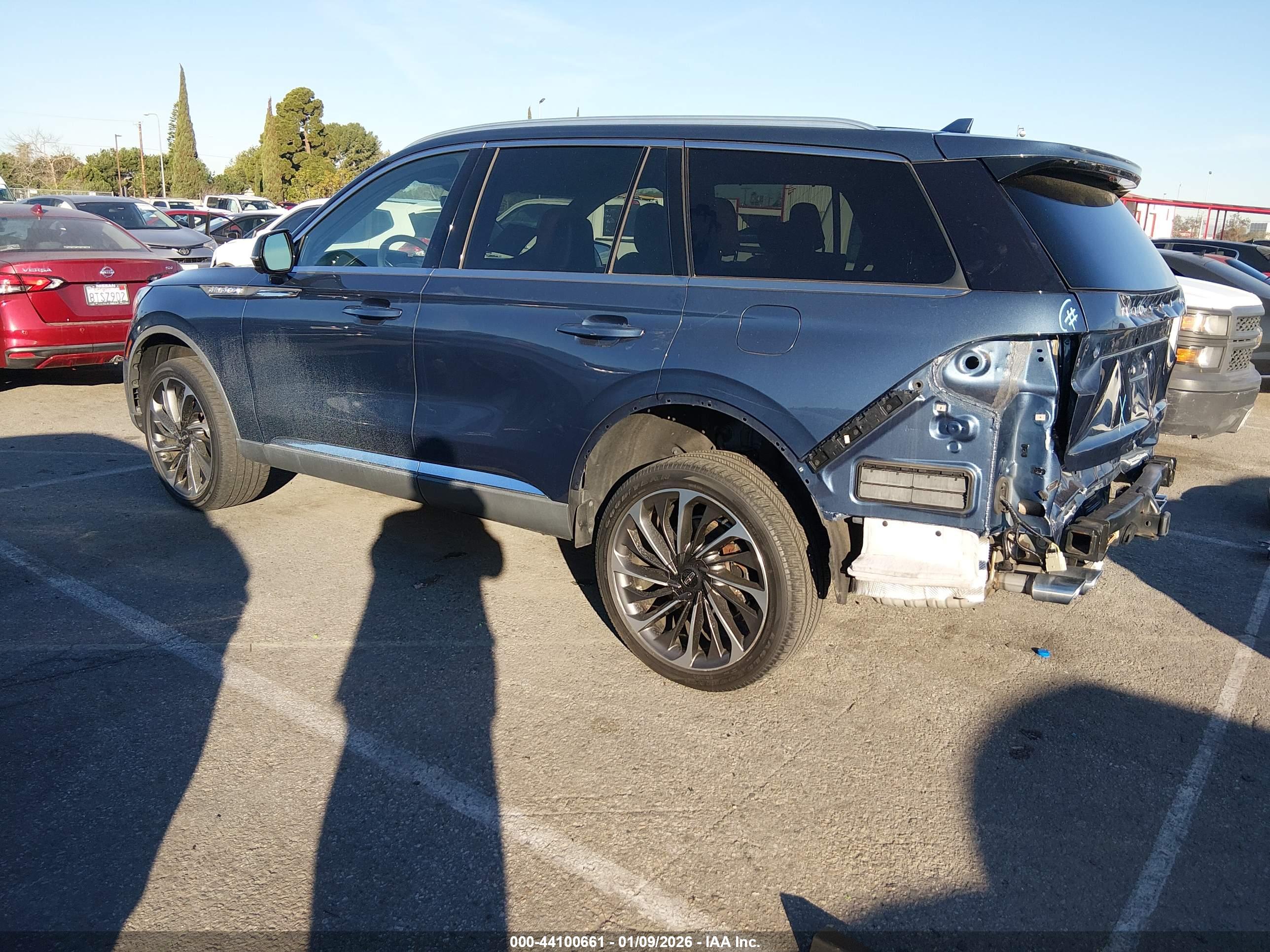 LINCOLN AVIATOR image 3
