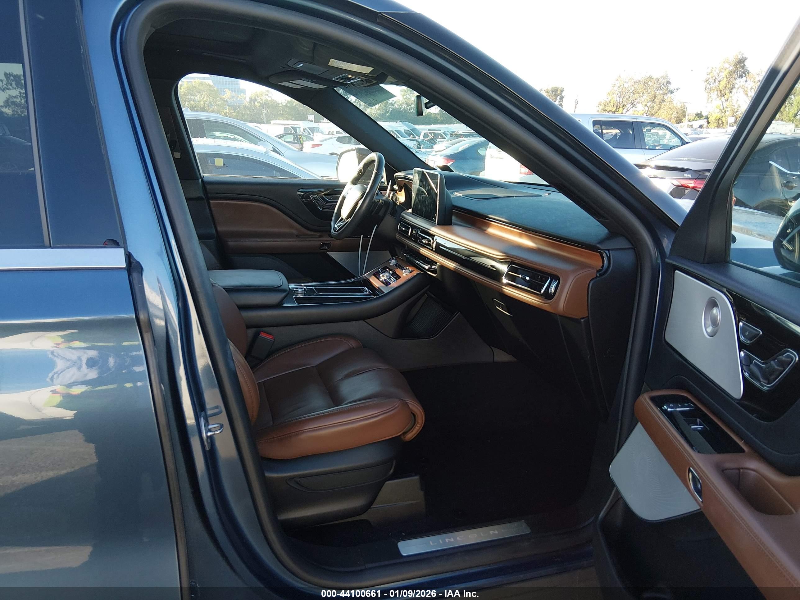 LINCOLN AVIATOR image 5