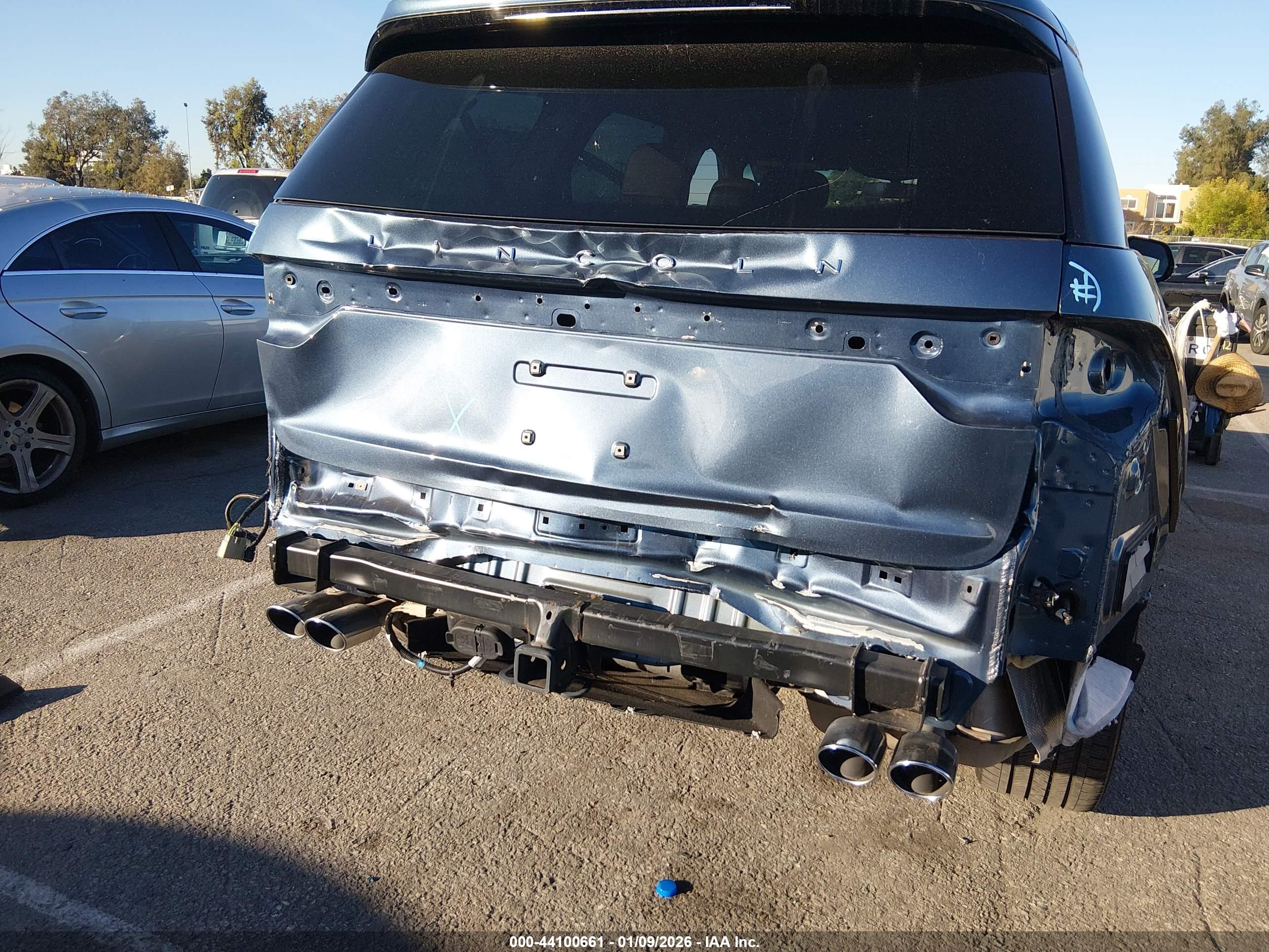 LINCOLN AVIATOR image 6