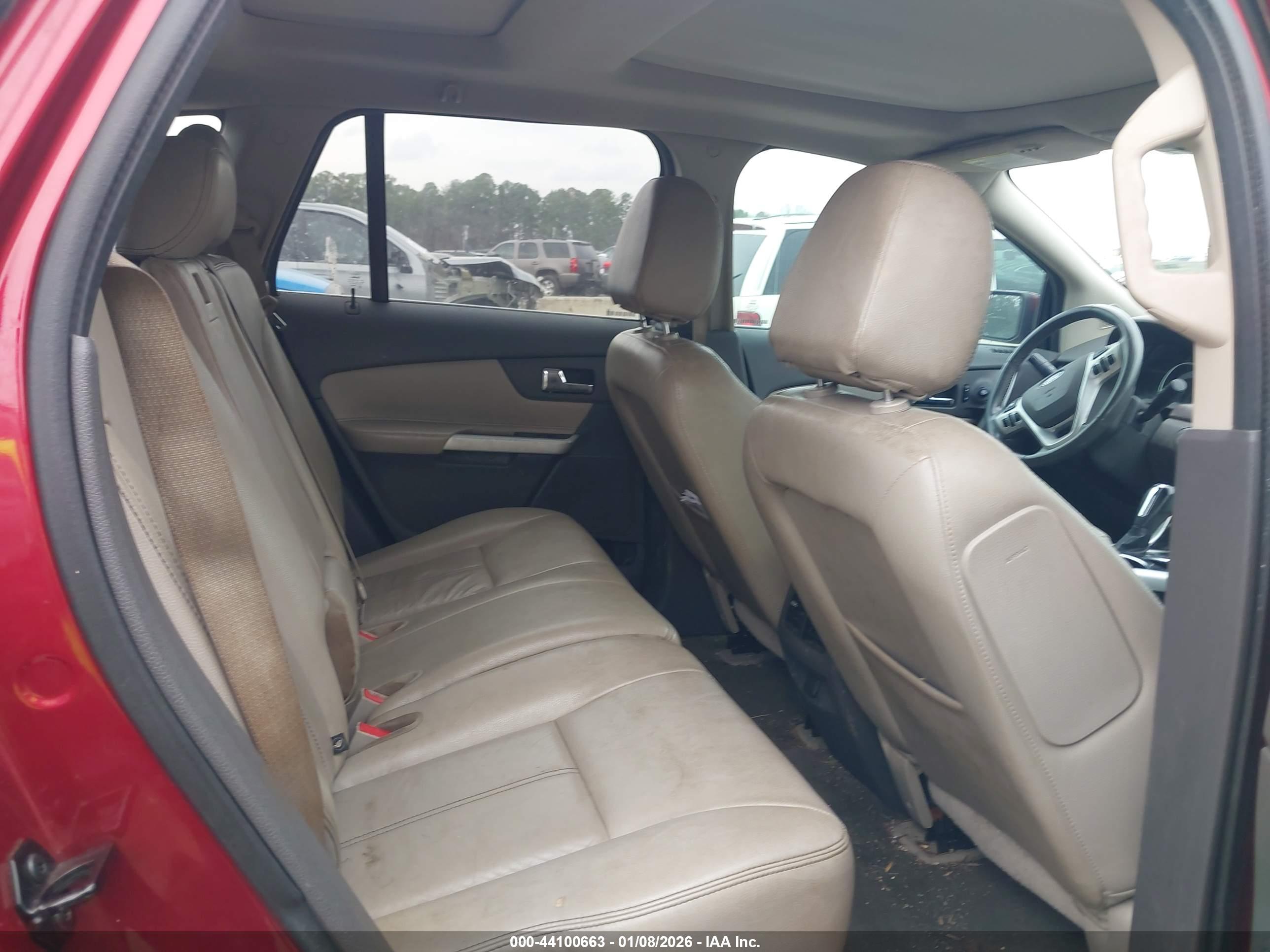 FORD EDGE image 8