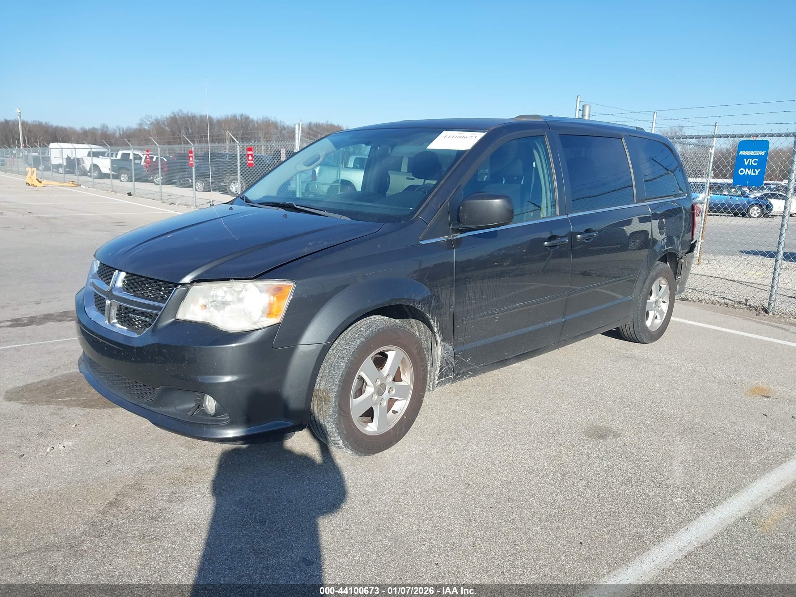 DODGE GRAND image 2