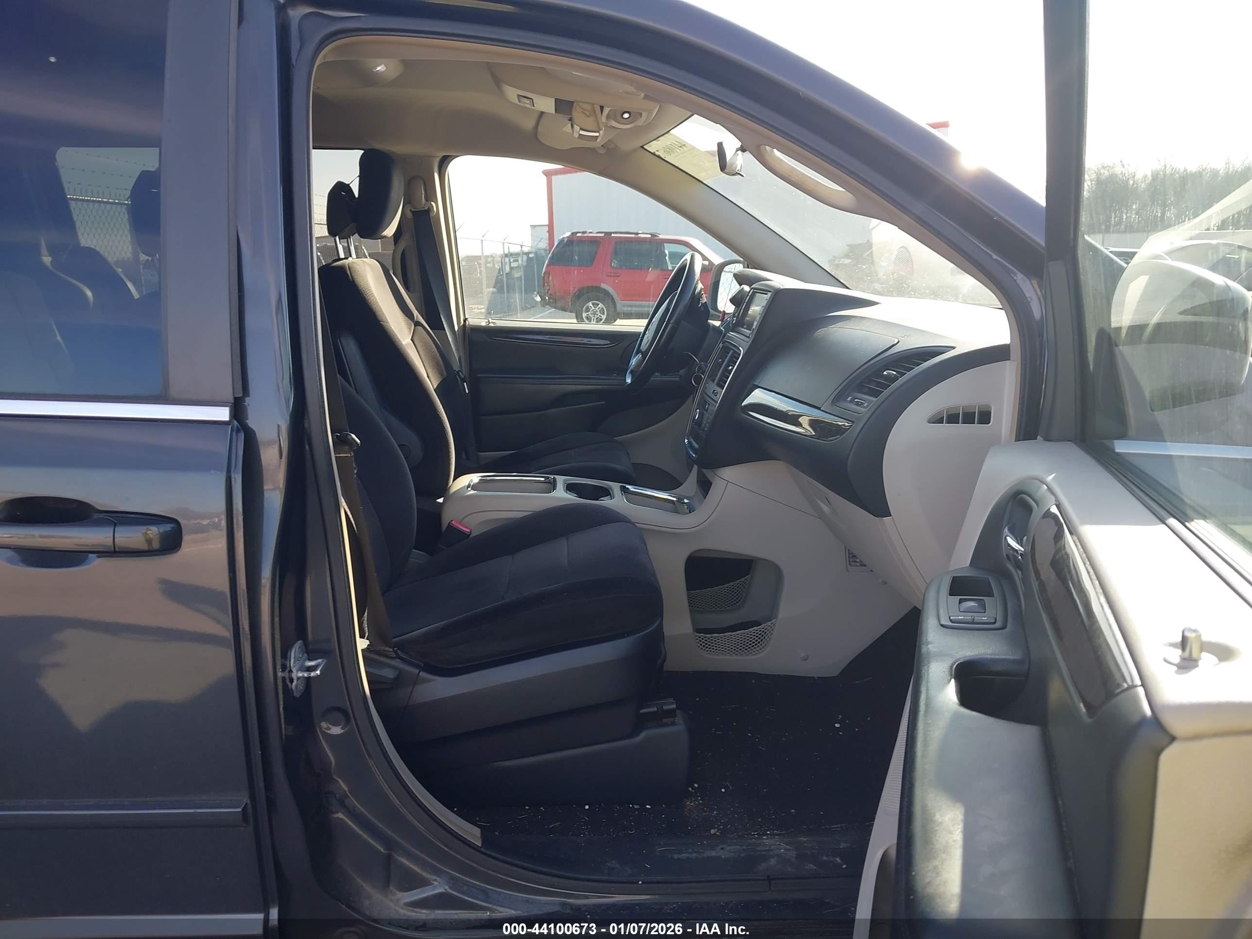 DODGE GRAND image 5