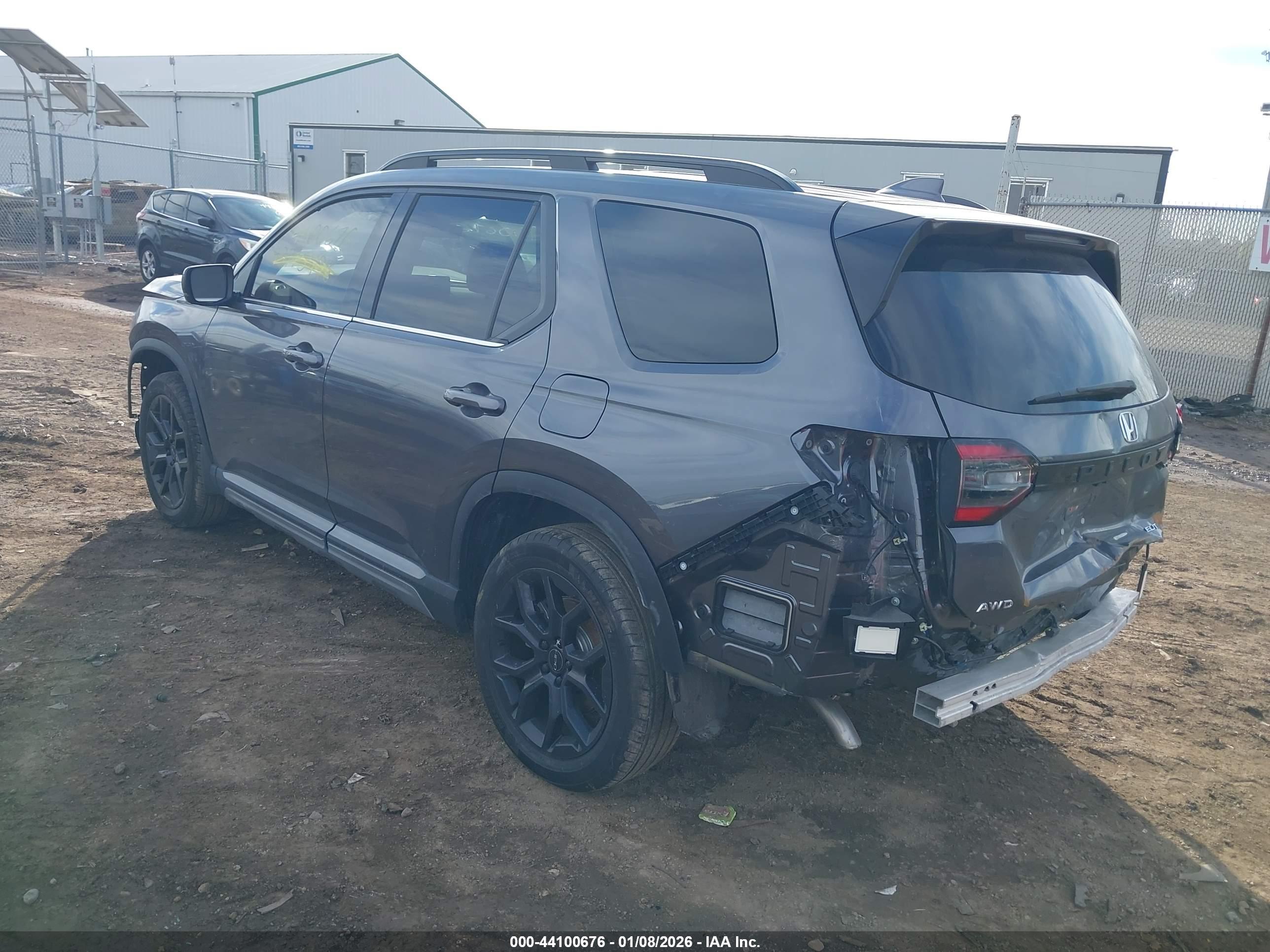 HONDA PILOT image 3