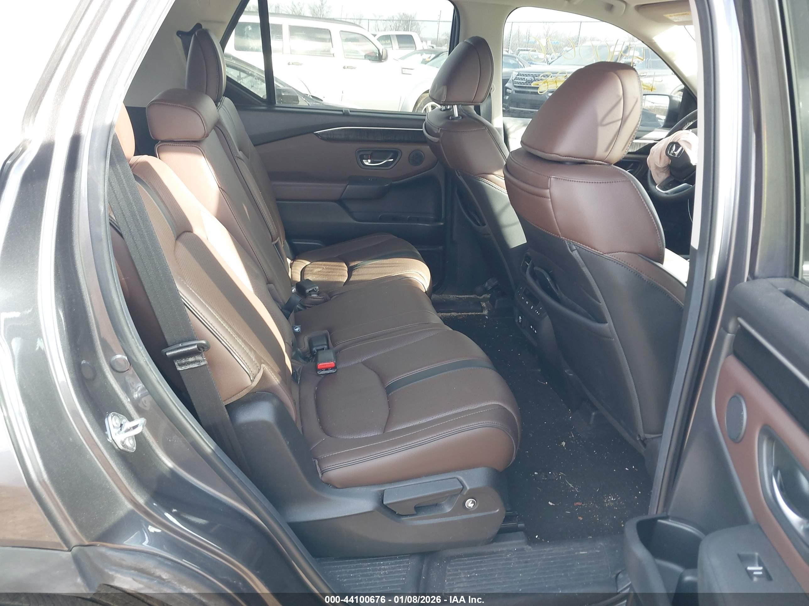 HONDA PILOT image 8
