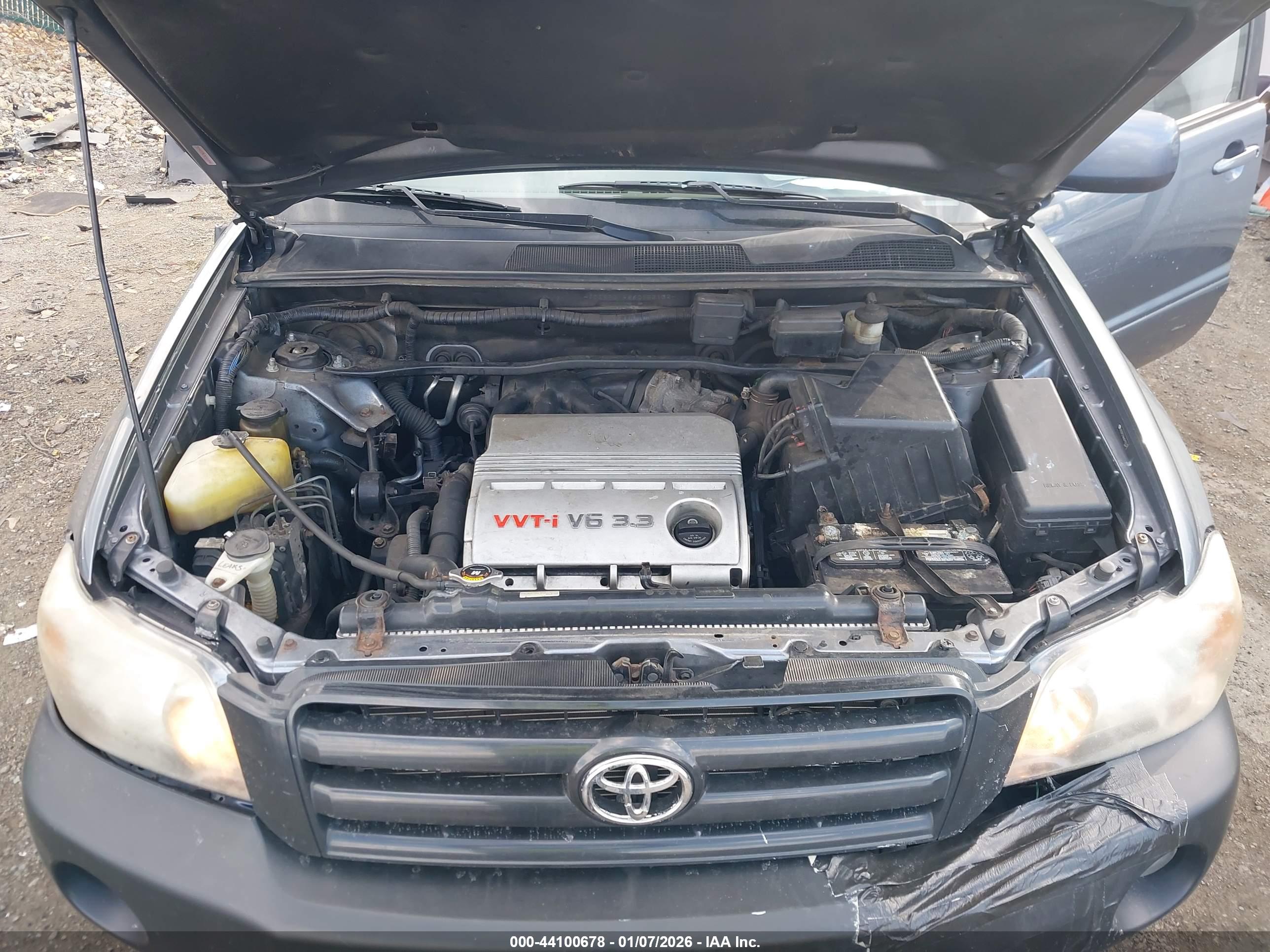 TOYOTA HIGHLANDER image 10