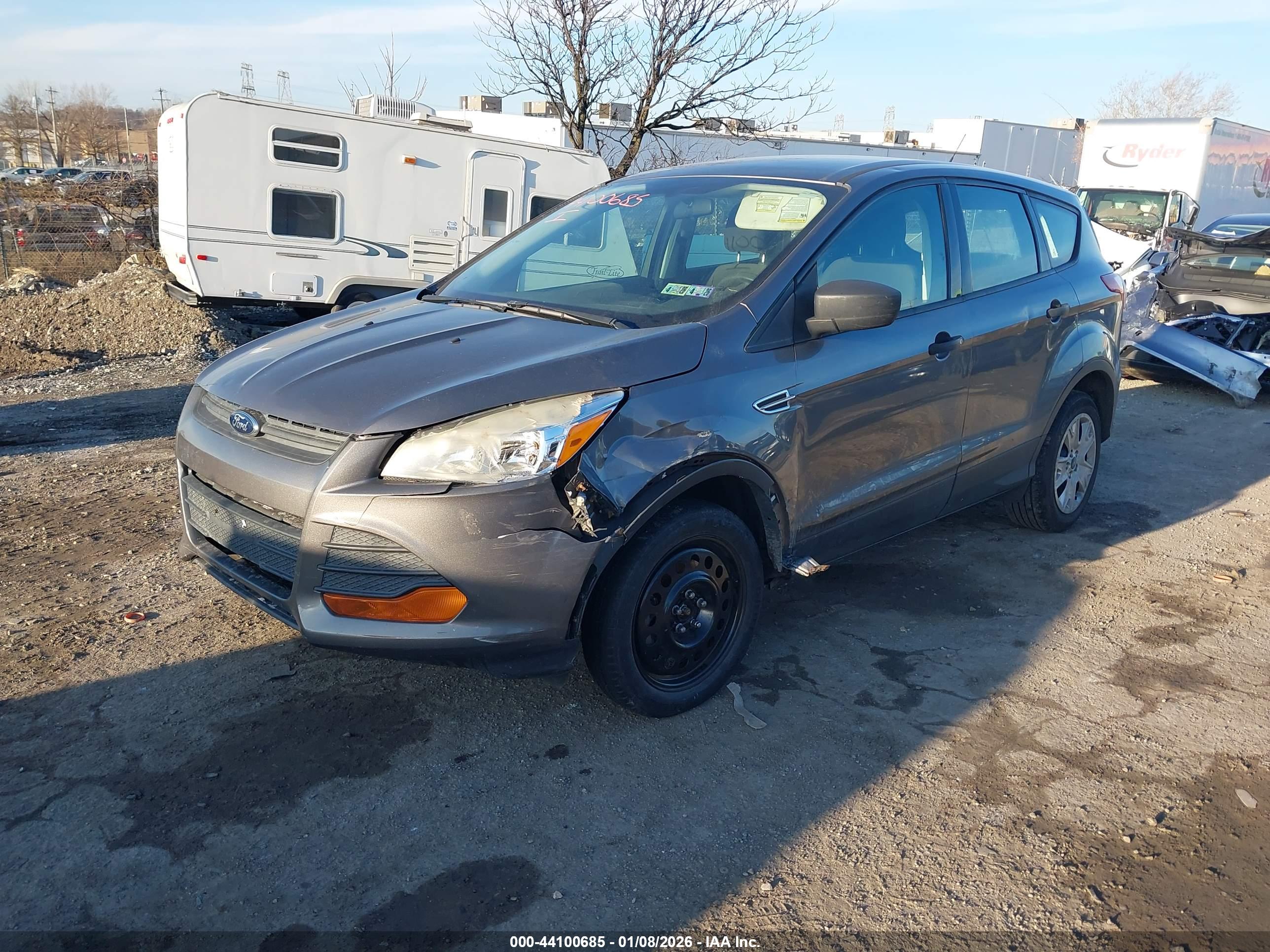 FORD ESCAPE image 2