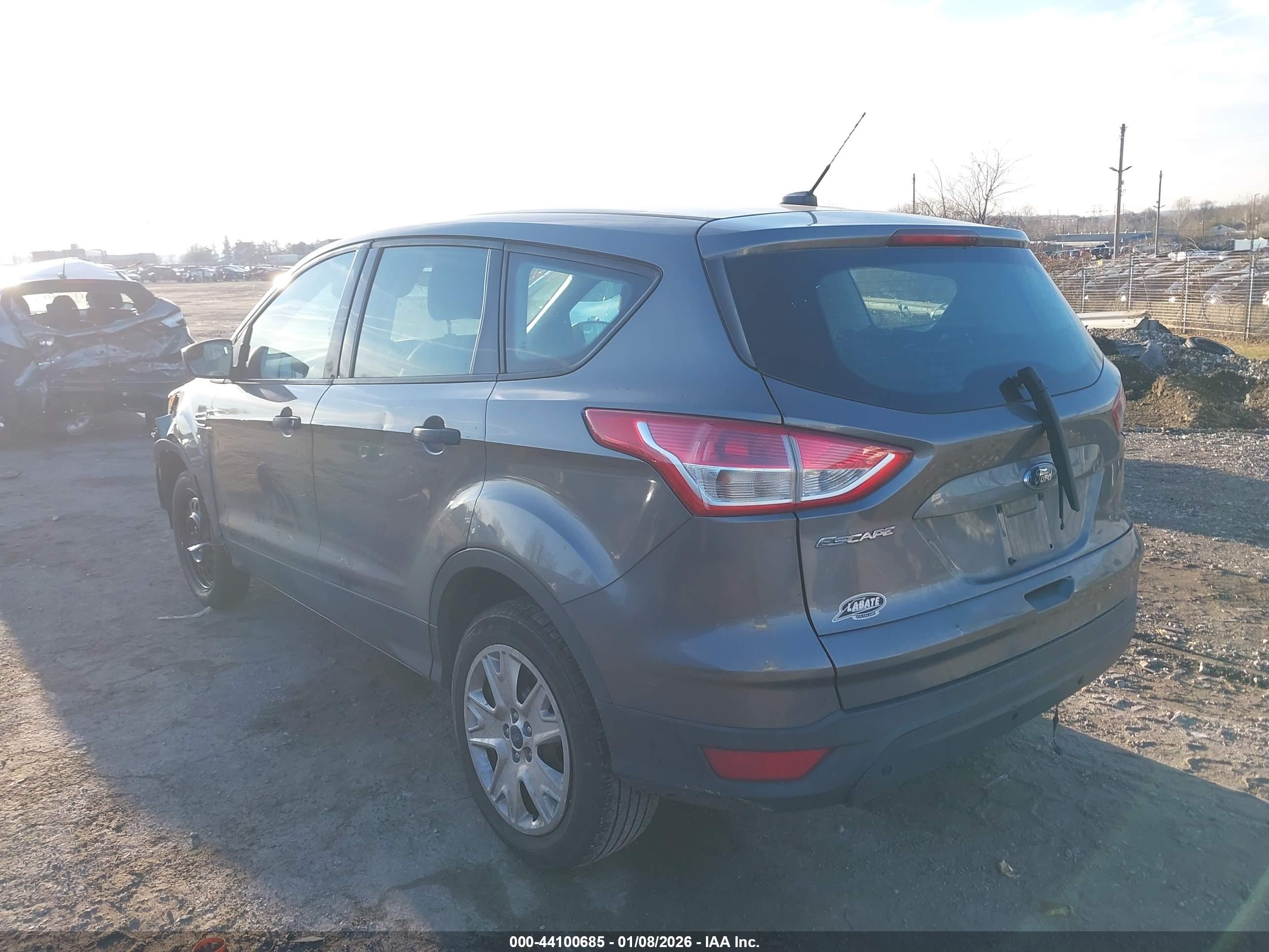 FORD ESCAPE image 3