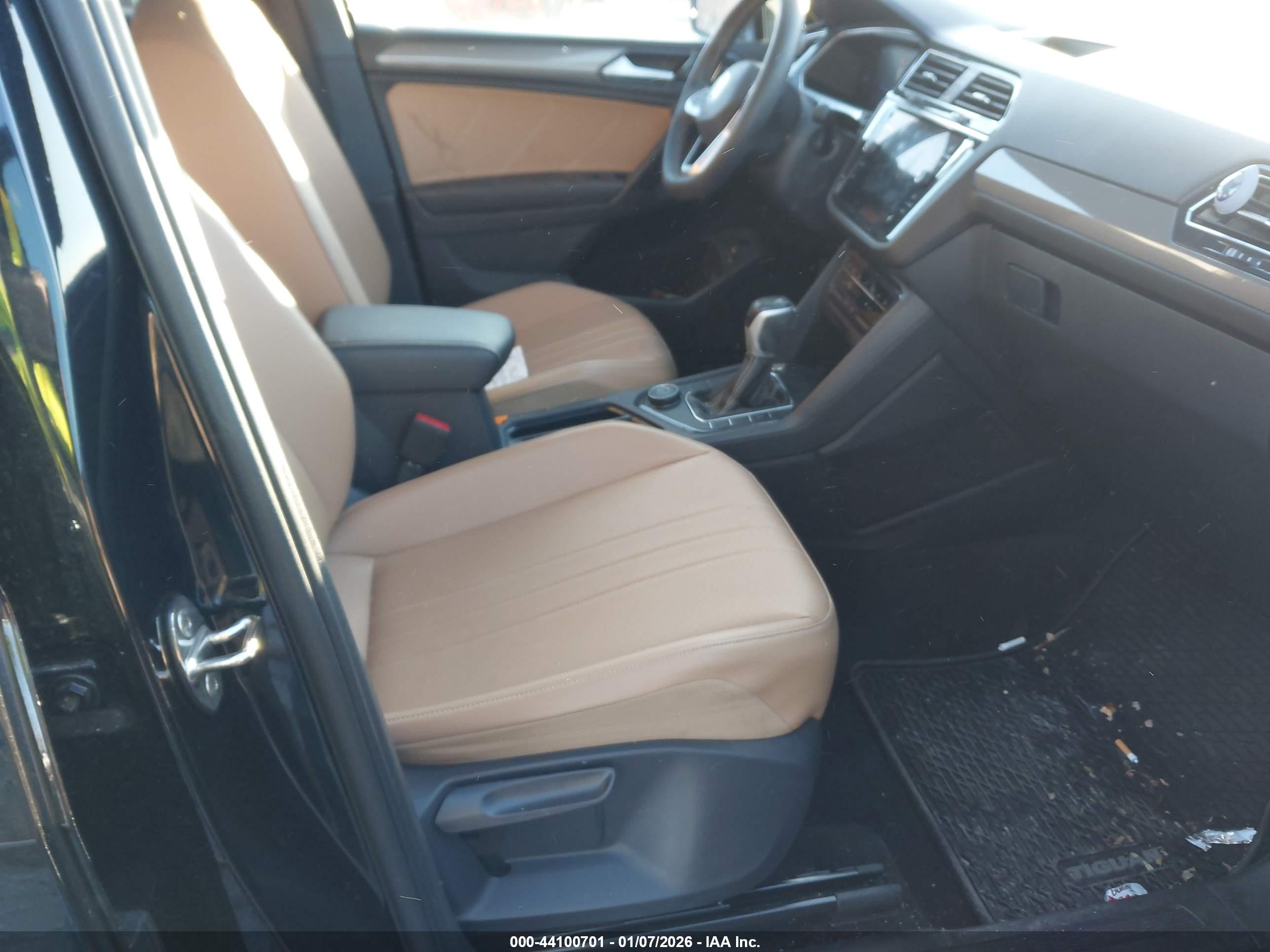VOLKSWAGEN TIGUAN image 5