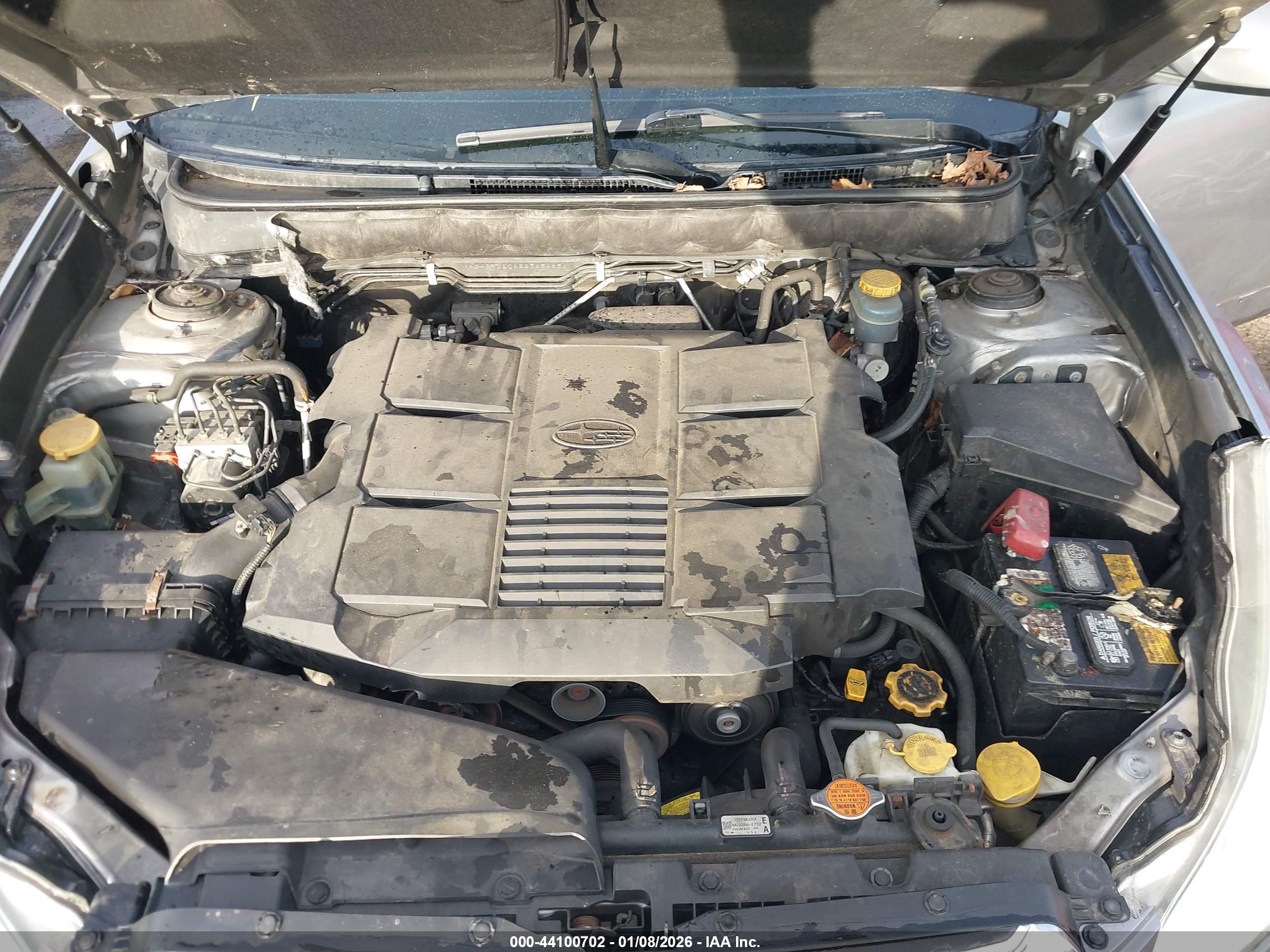 SUBARU OUTBACK image 10