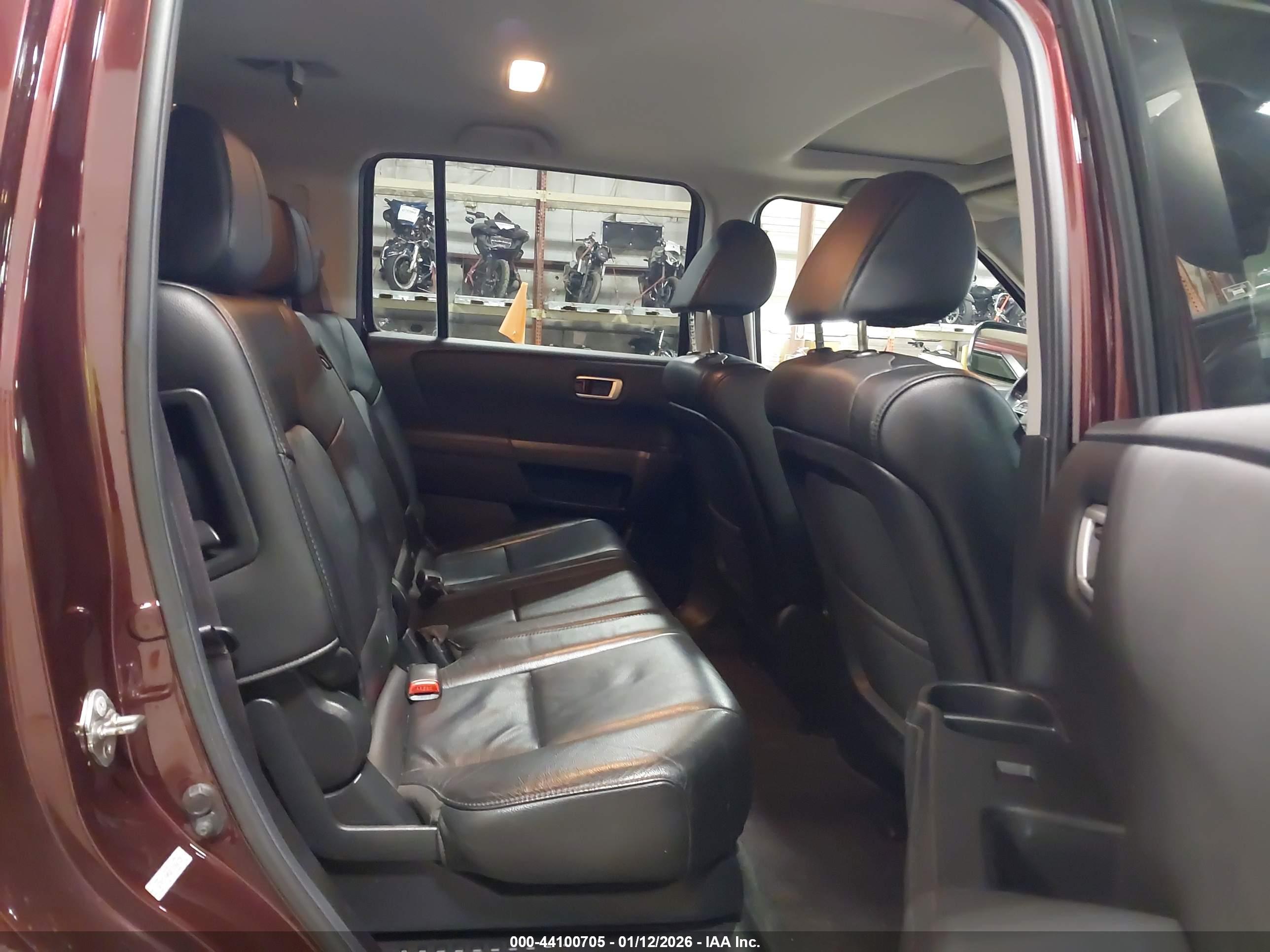 HONDA PILOT image 8