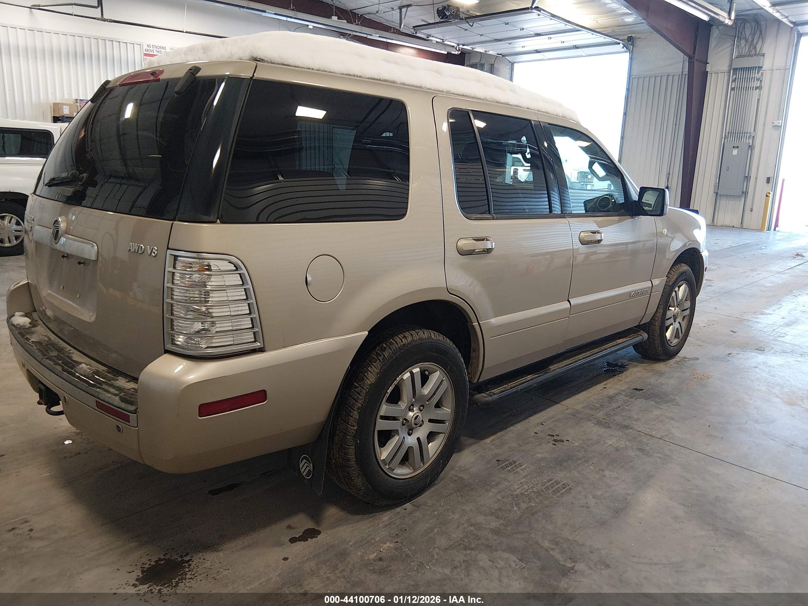 MERCURY MOUNTAINEER image 4