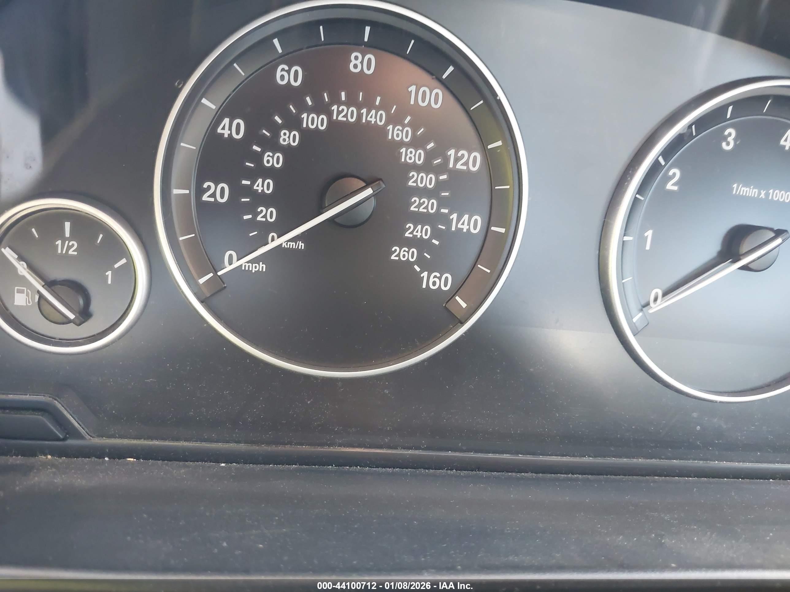 BMW 528I image 7