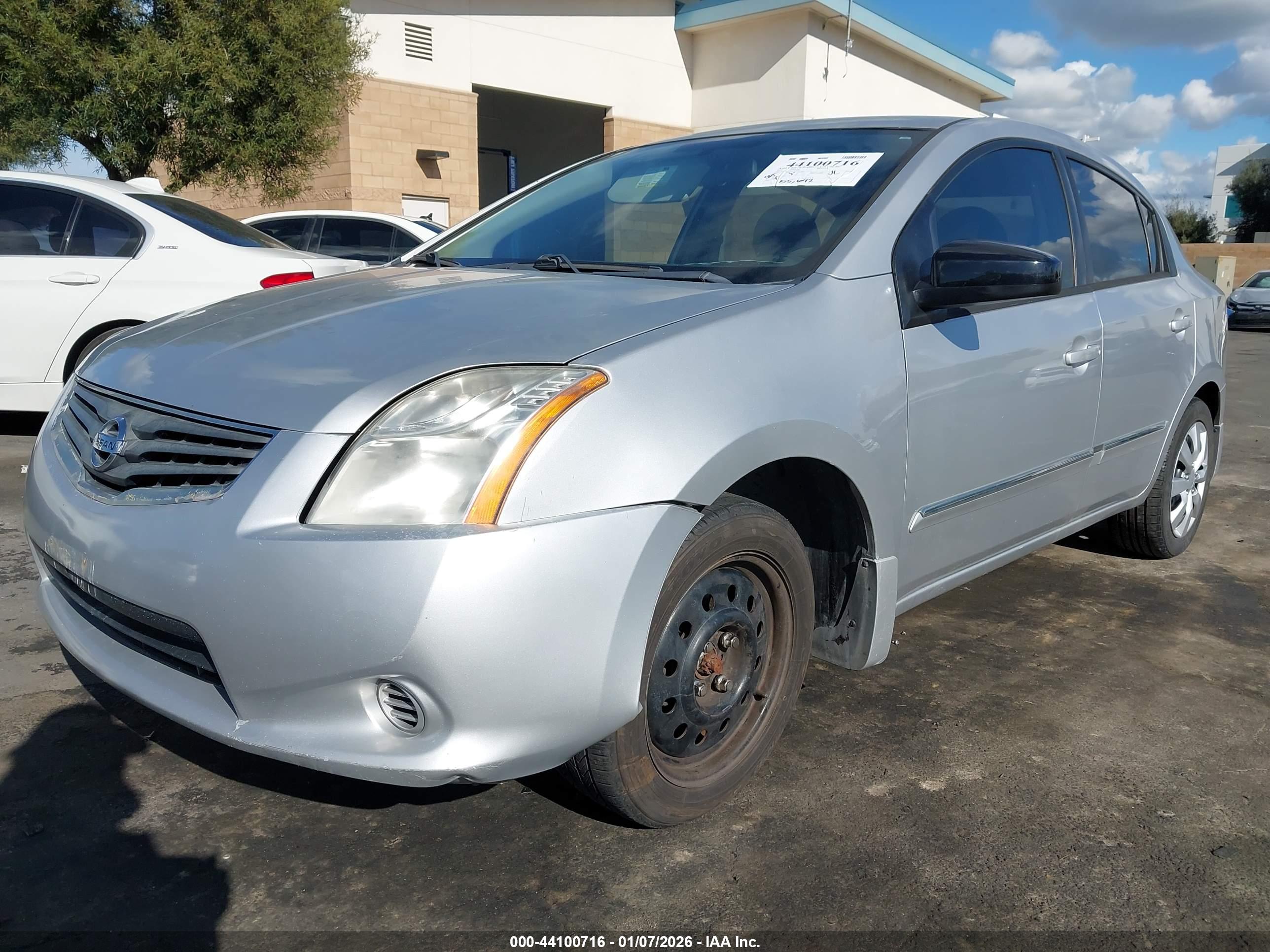 NISSAN SENTRA image 2