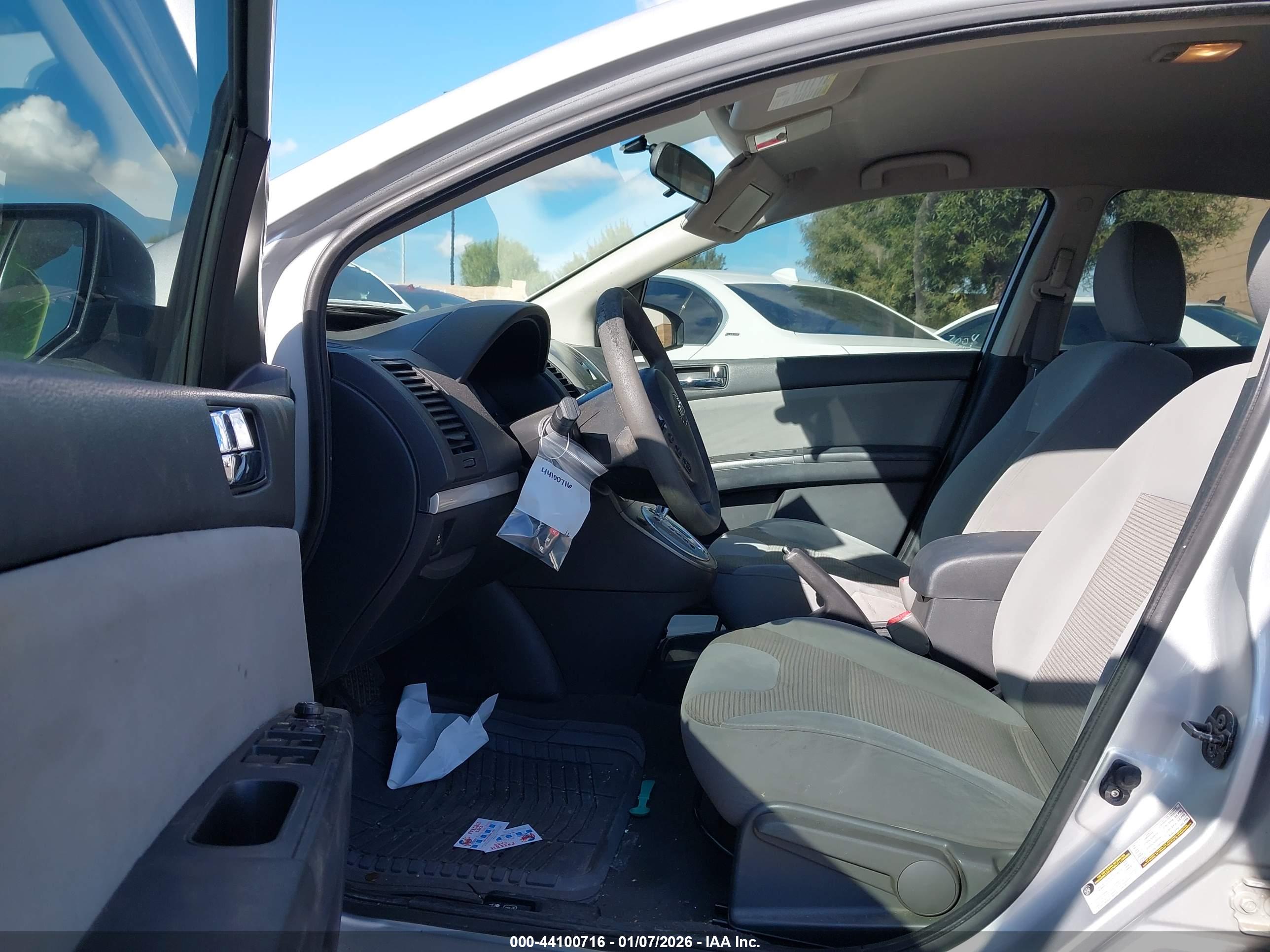 NISSAN SENTRA image 5