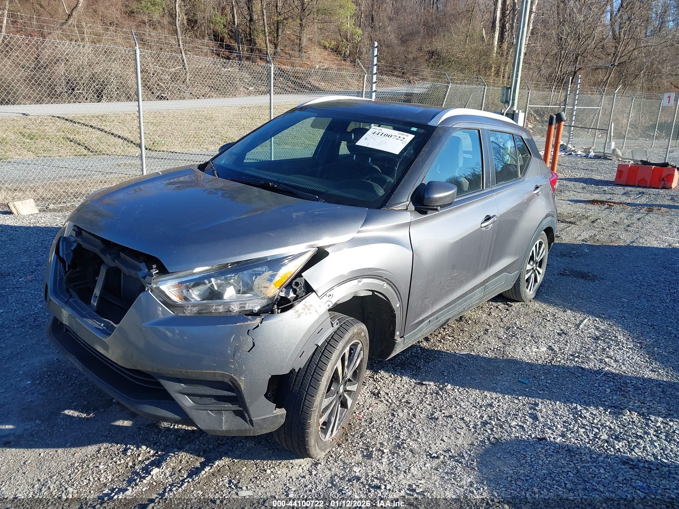 NISSAN KICKS image 2
