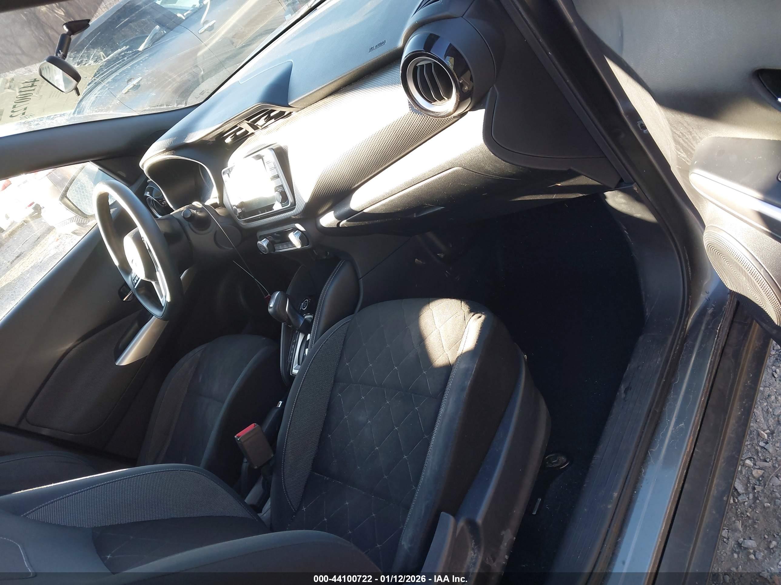 NISSAN KICKS image 5