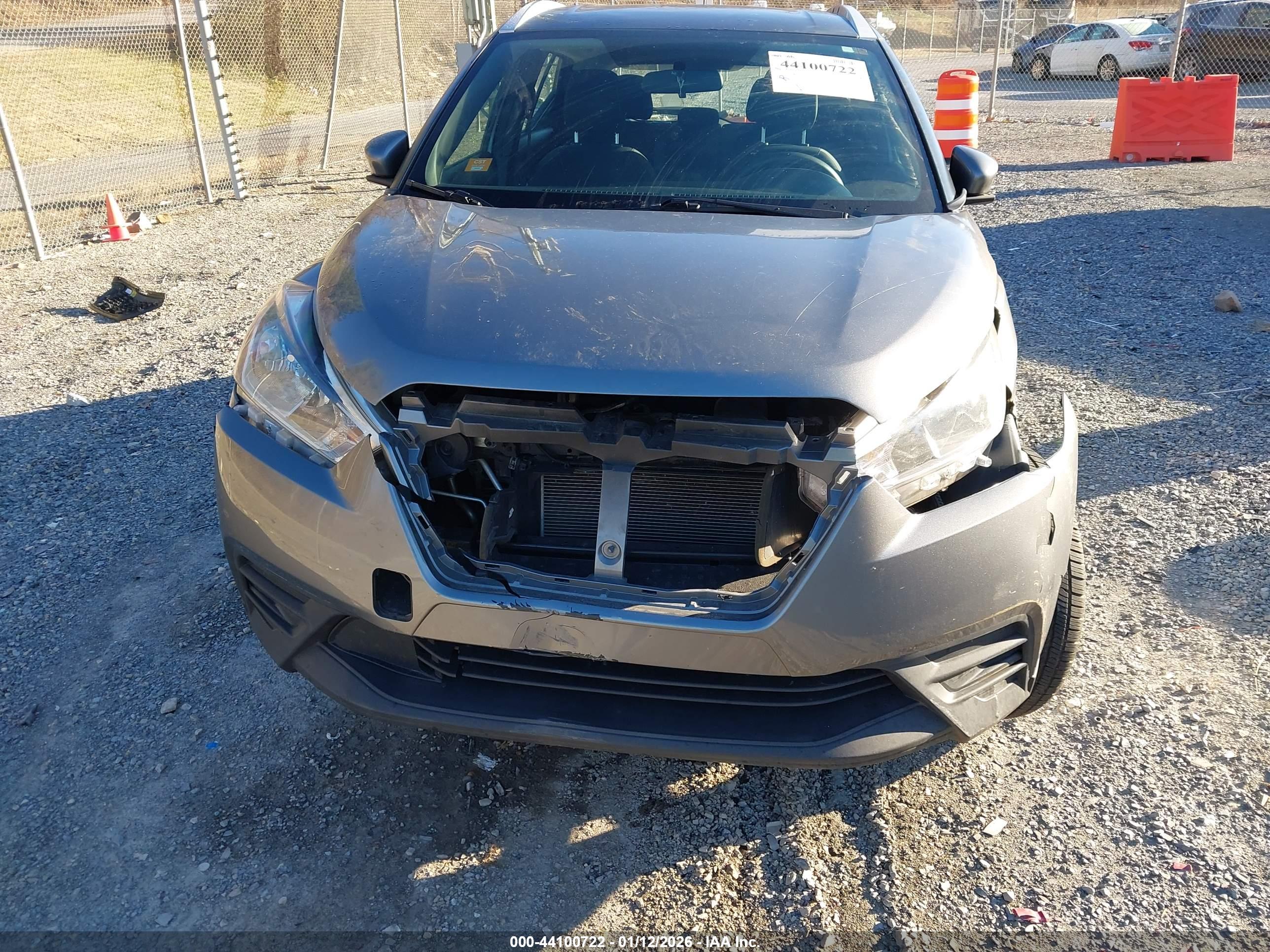 NISSAN KICKS image 6