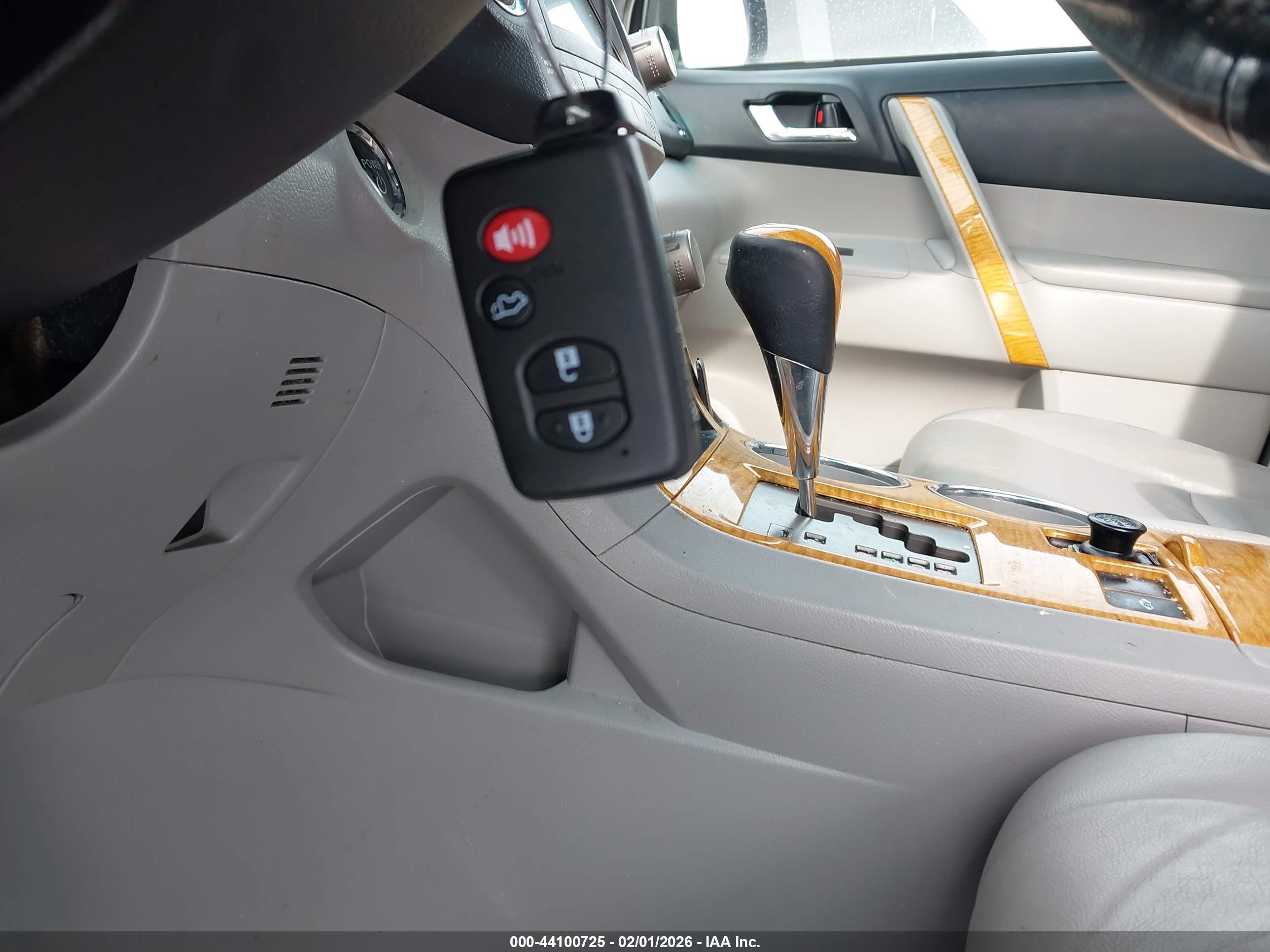TOYOTA HIGHLANDER image 11