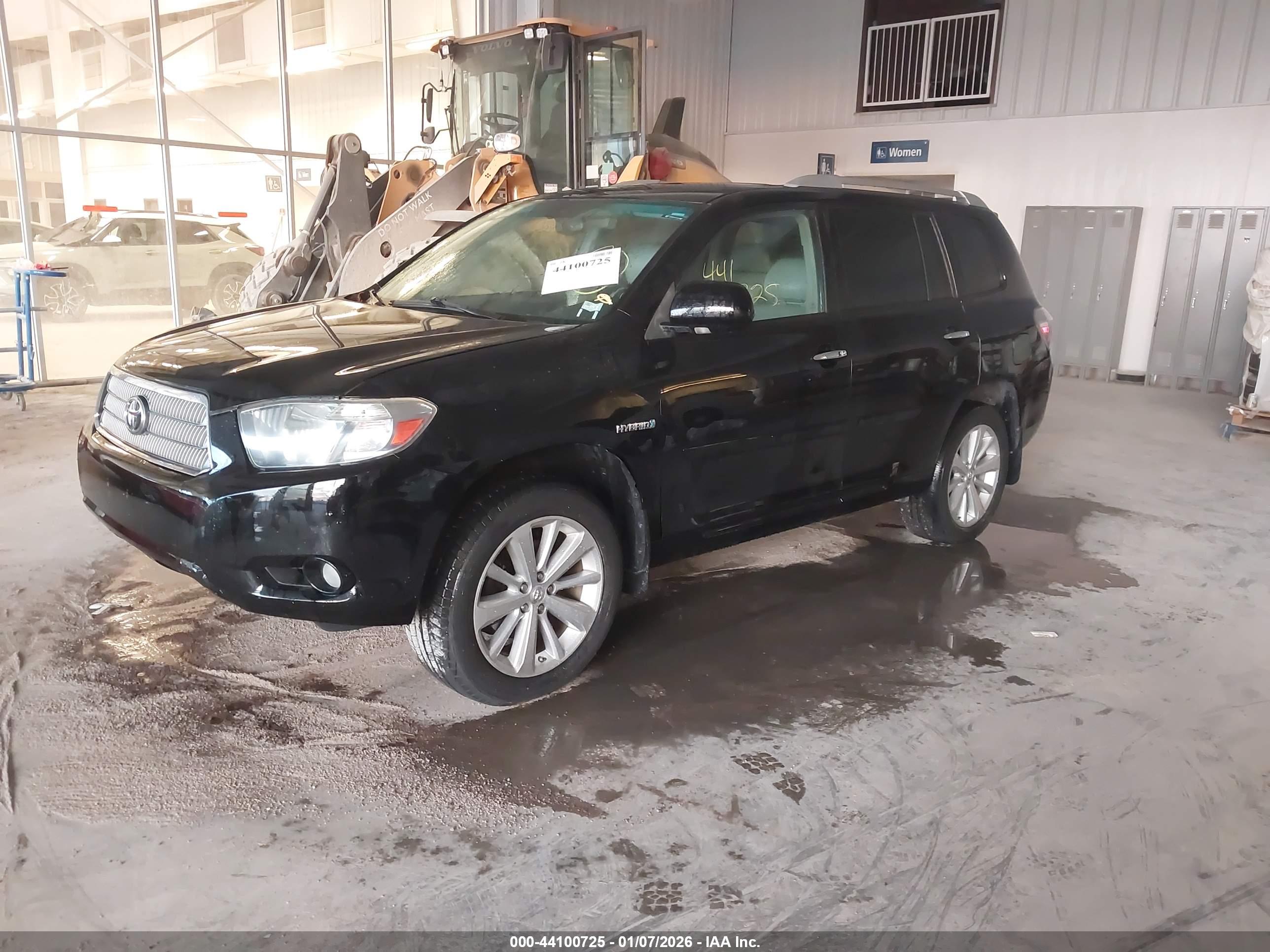 TOYOTA HIGHLANDER image 2