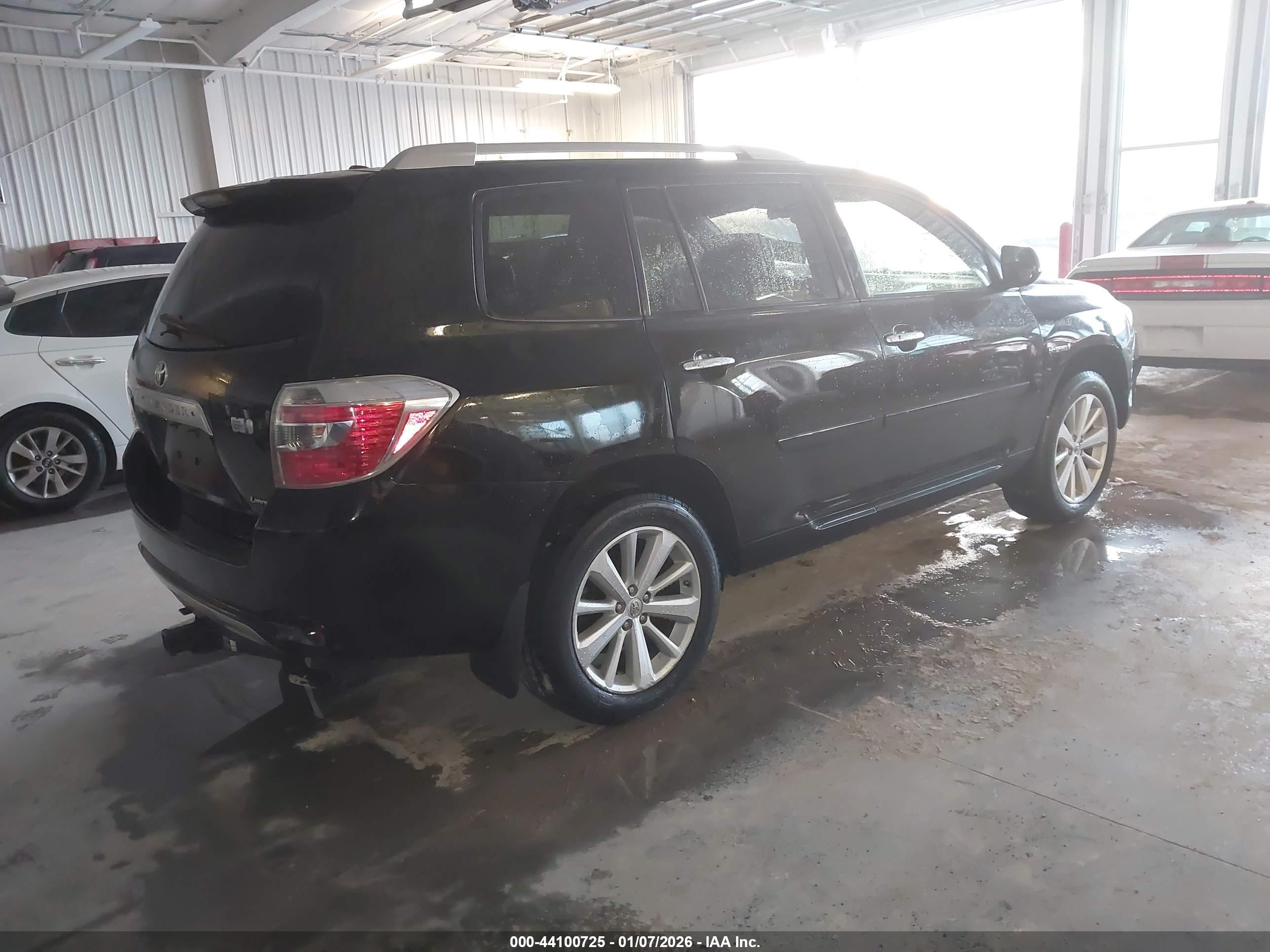 TOYOTA HIGHLANDER image 4