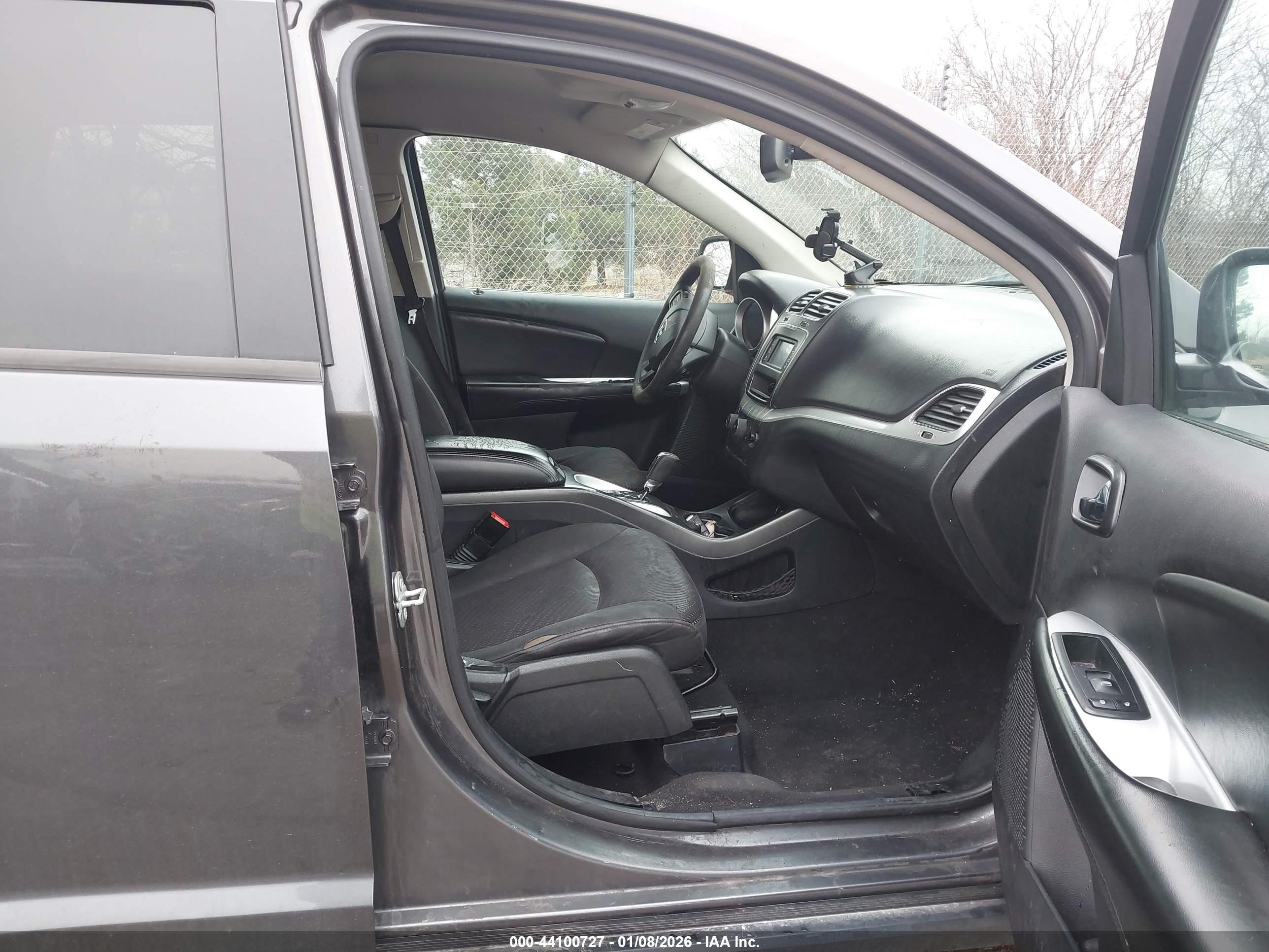 DODGE JOURNEY image 5