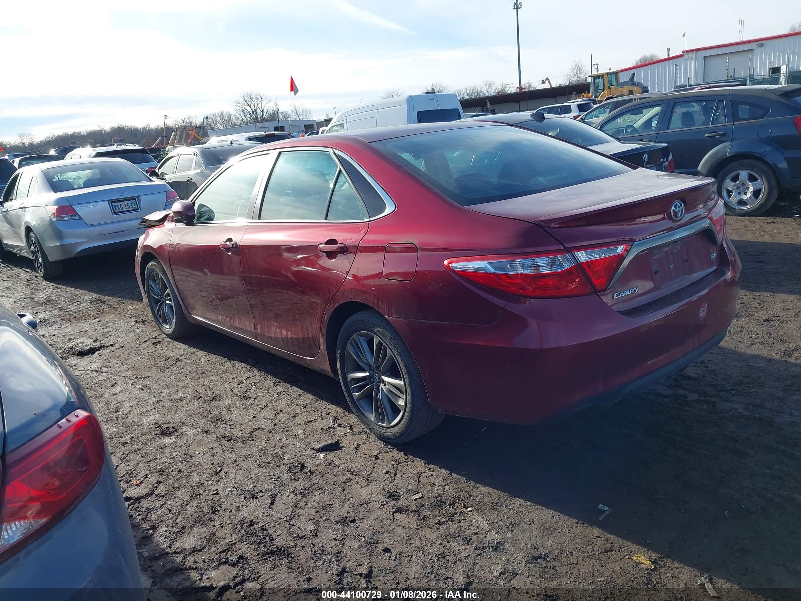 TOYOTA CAMRY image 3