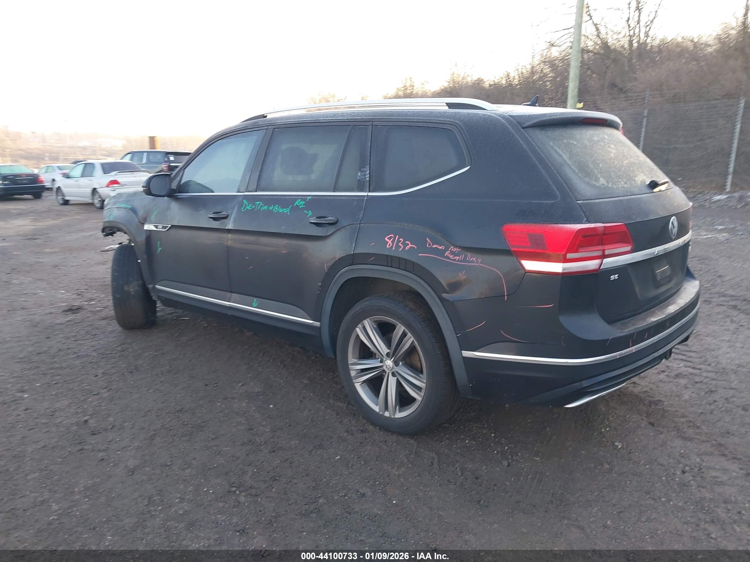 VOLKSWAGEN ATLAS image 3