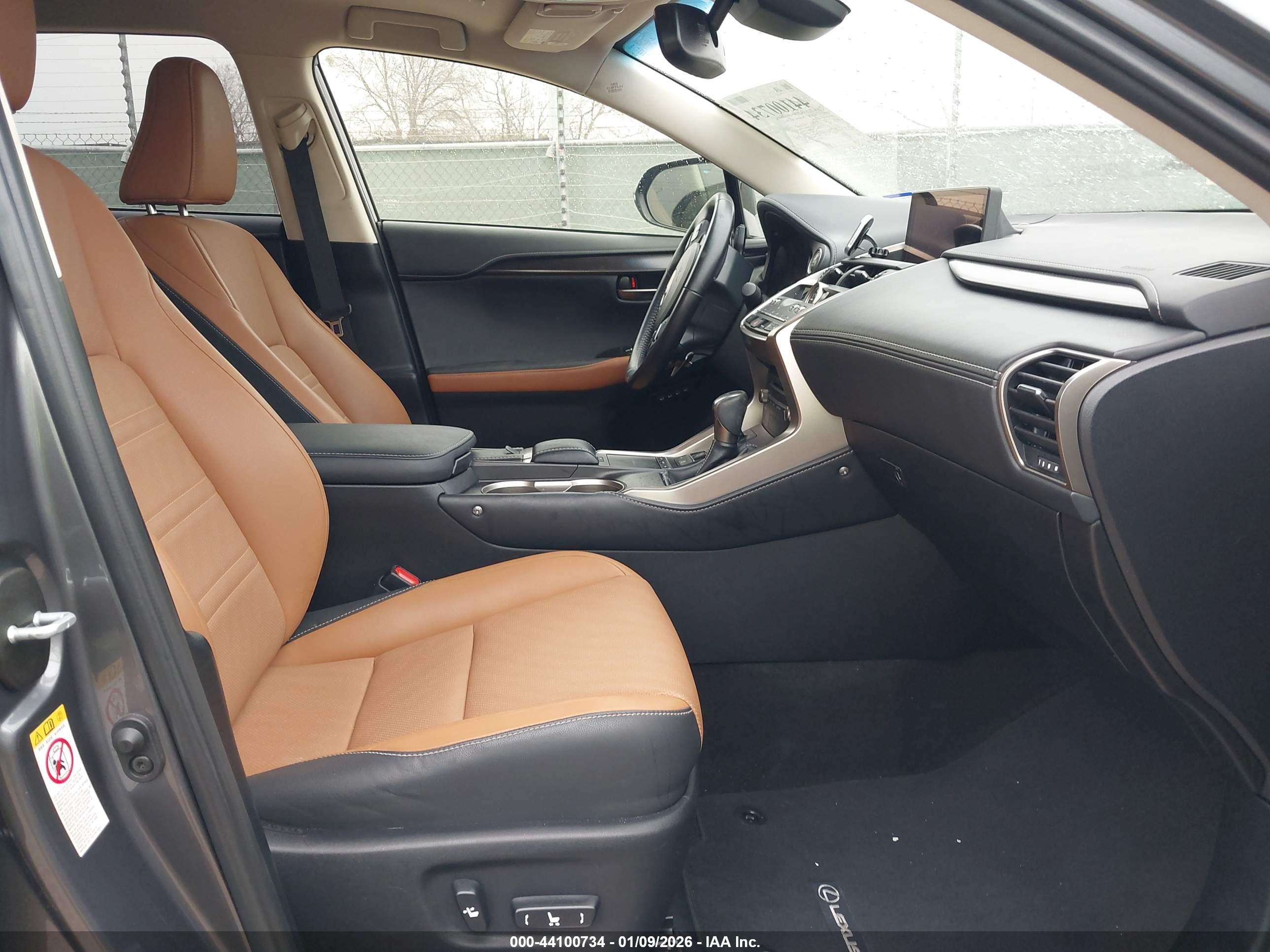 LEXUS NX image 5