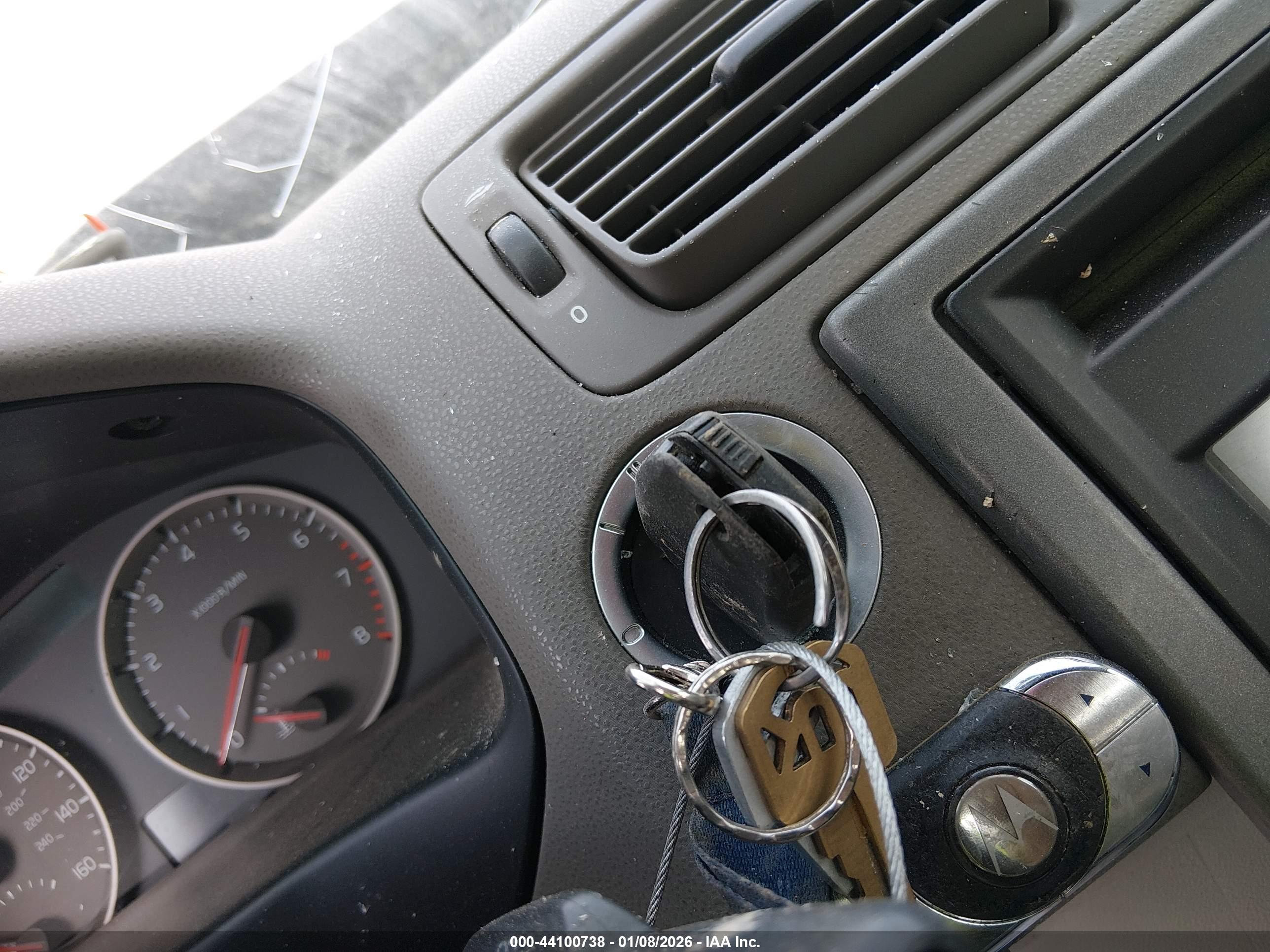 VOLVO S40 image 11