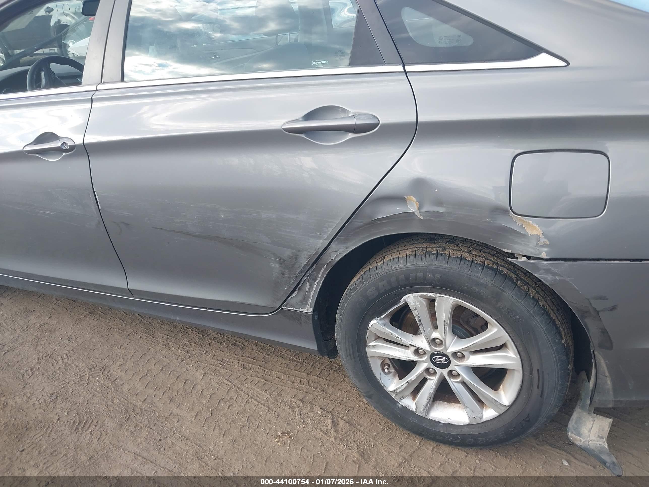 HYUNDAI SONATA image 6