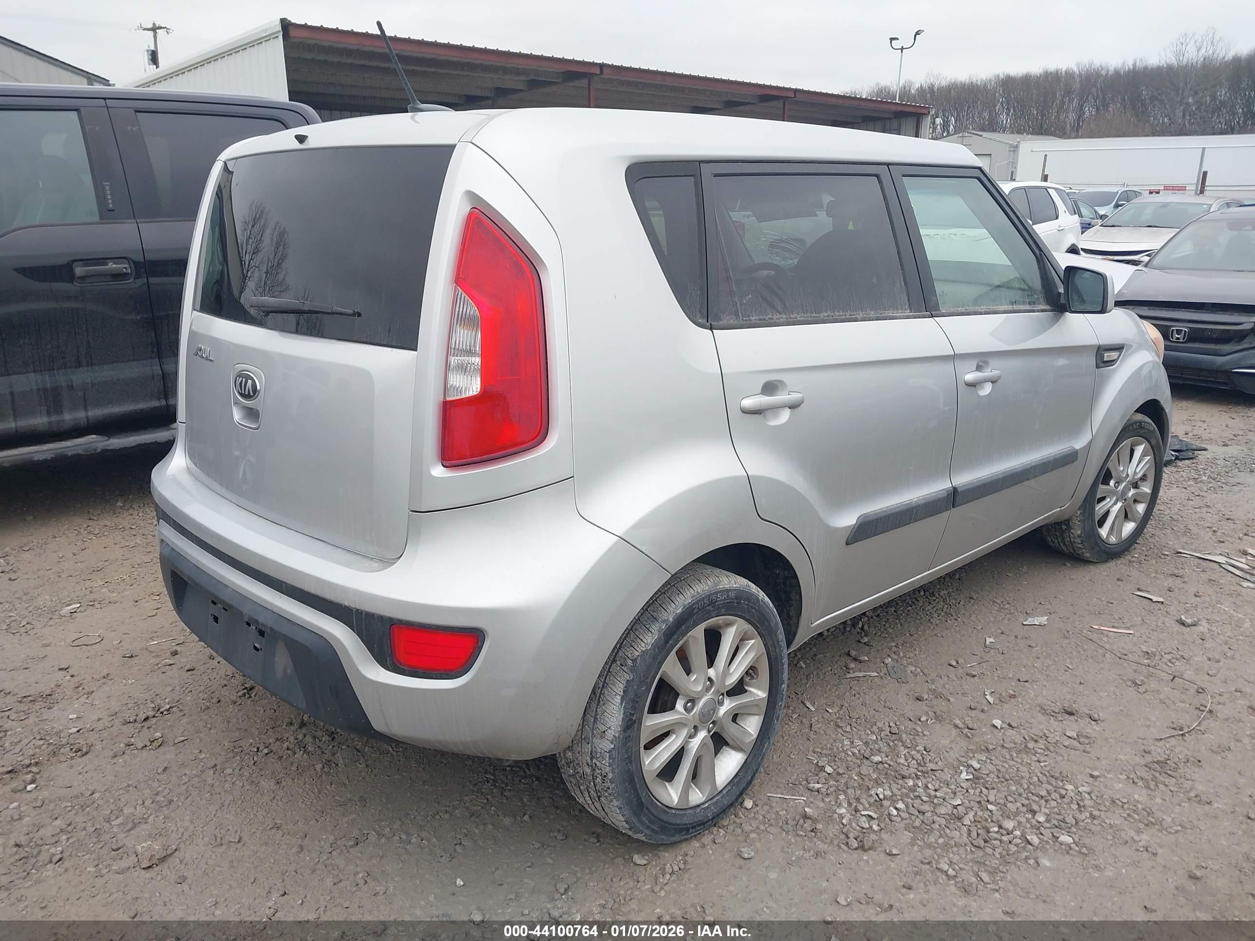 KIA SOUL image 4