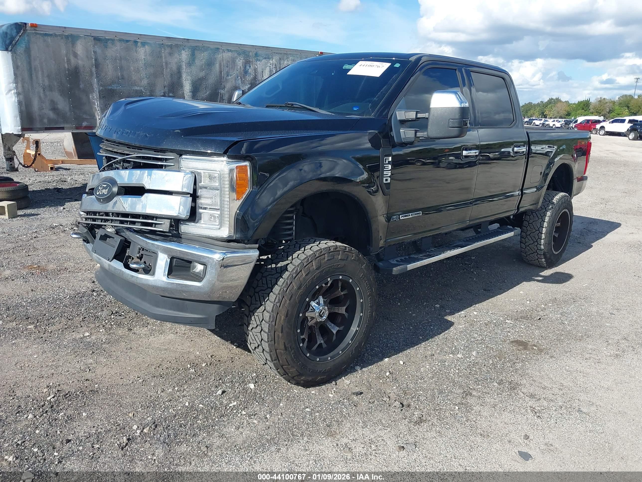 FORD F-350 image 2