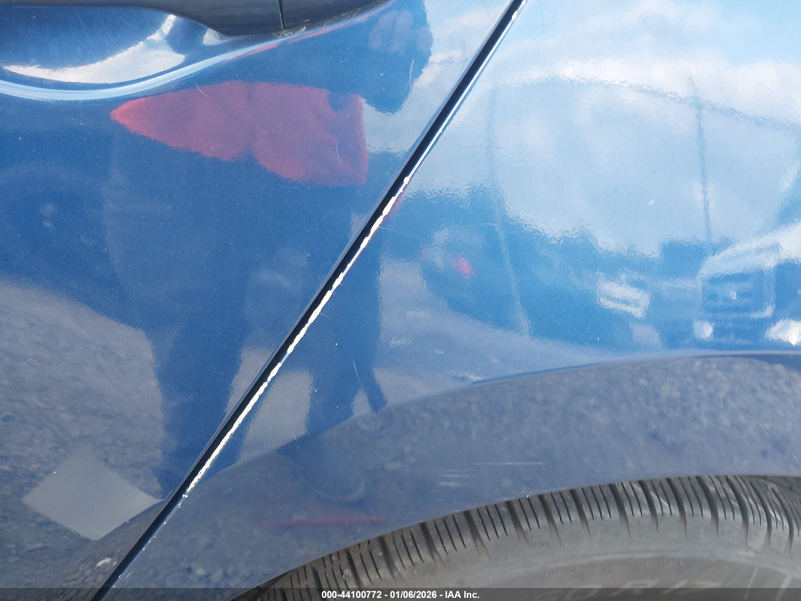 HYUNDAI TUCSON image 6