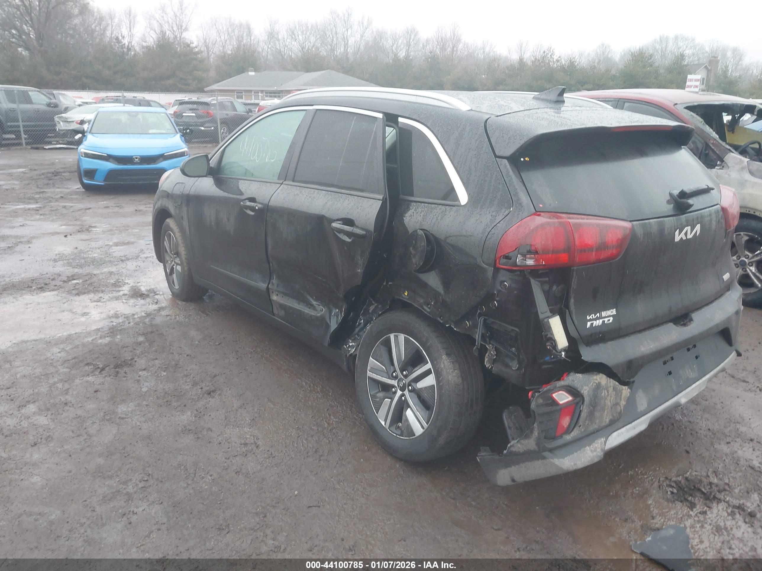 KIA NIRO image 3