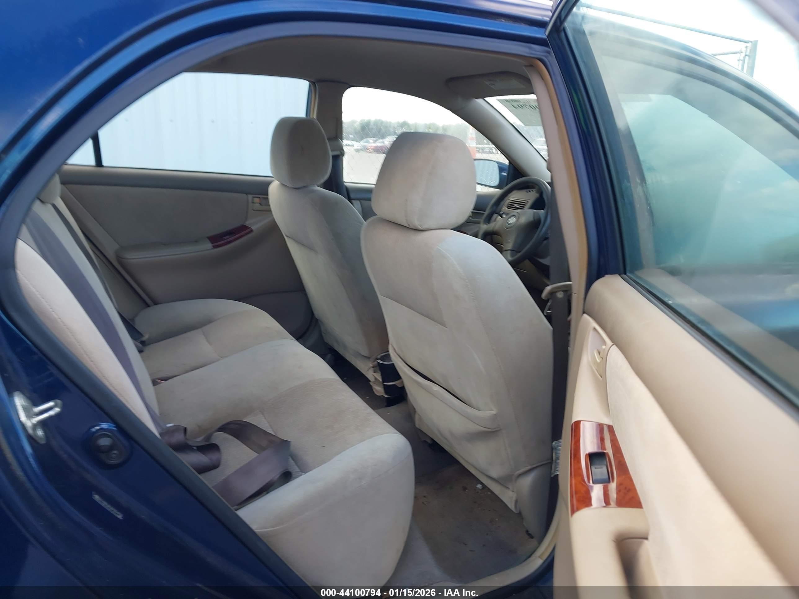 TOYOTA COROLLA image 8