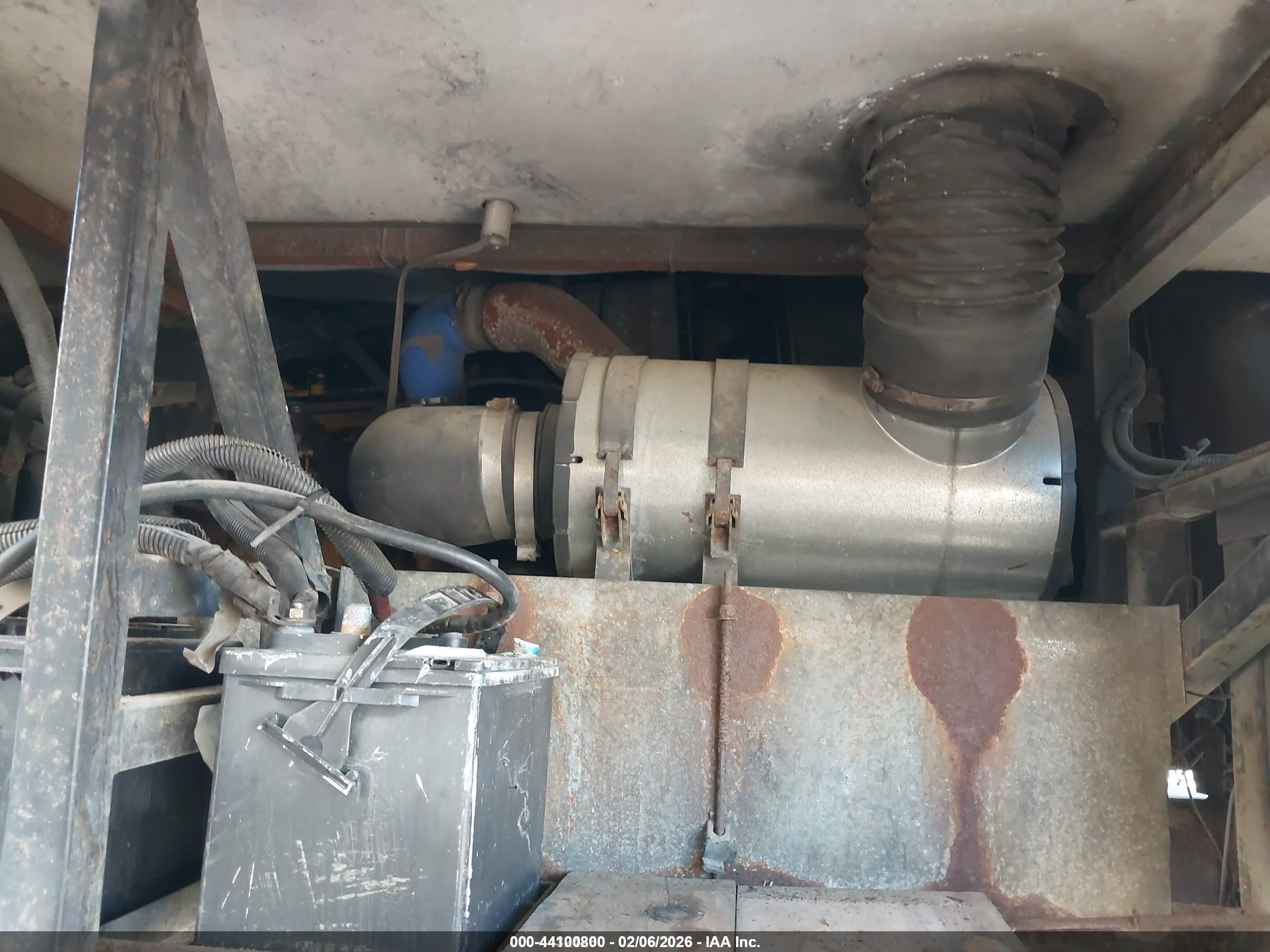 FREIGHTLINER CHASSIS image 10