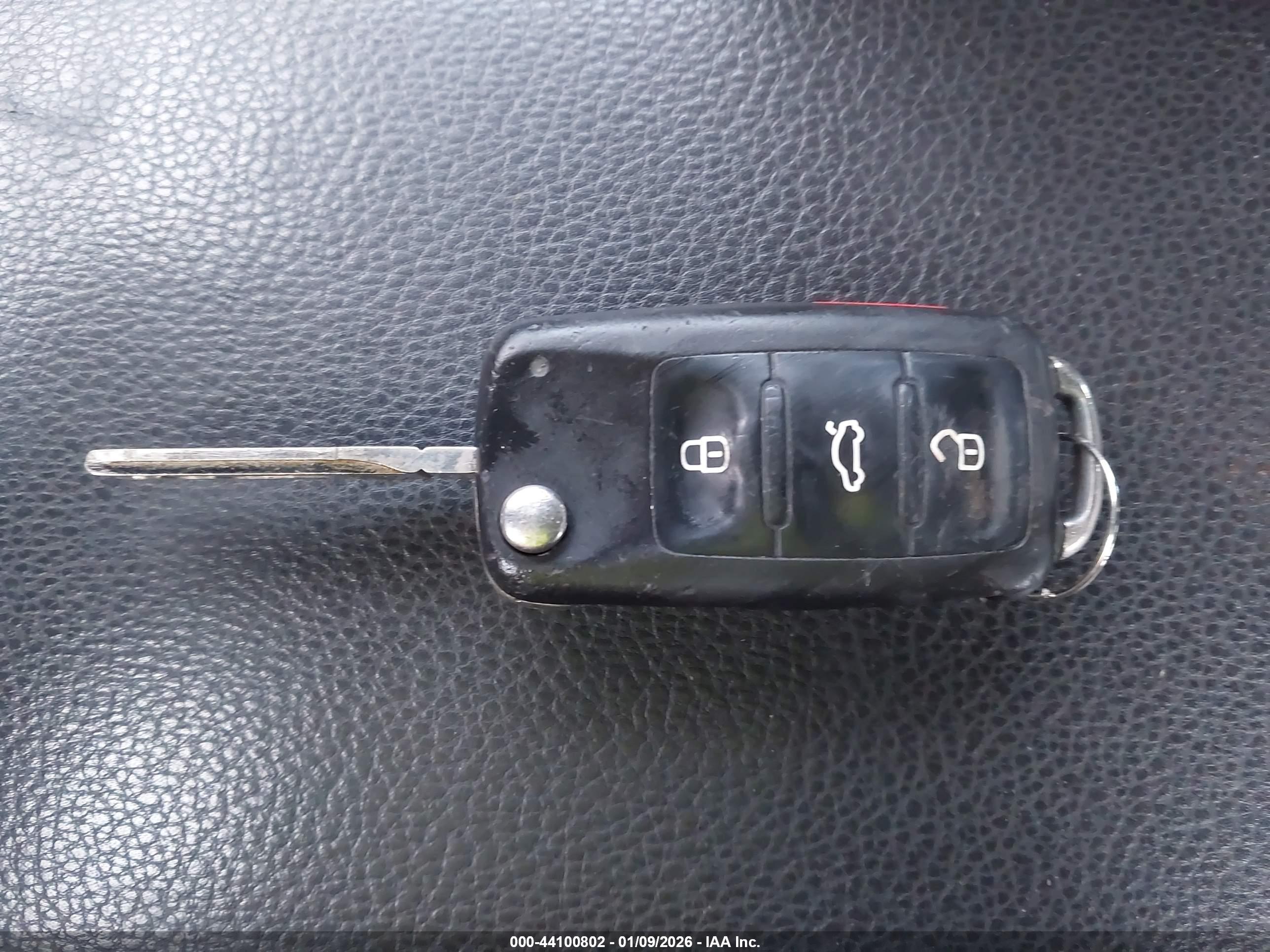 VOLKSWAGEN JETTA image 11