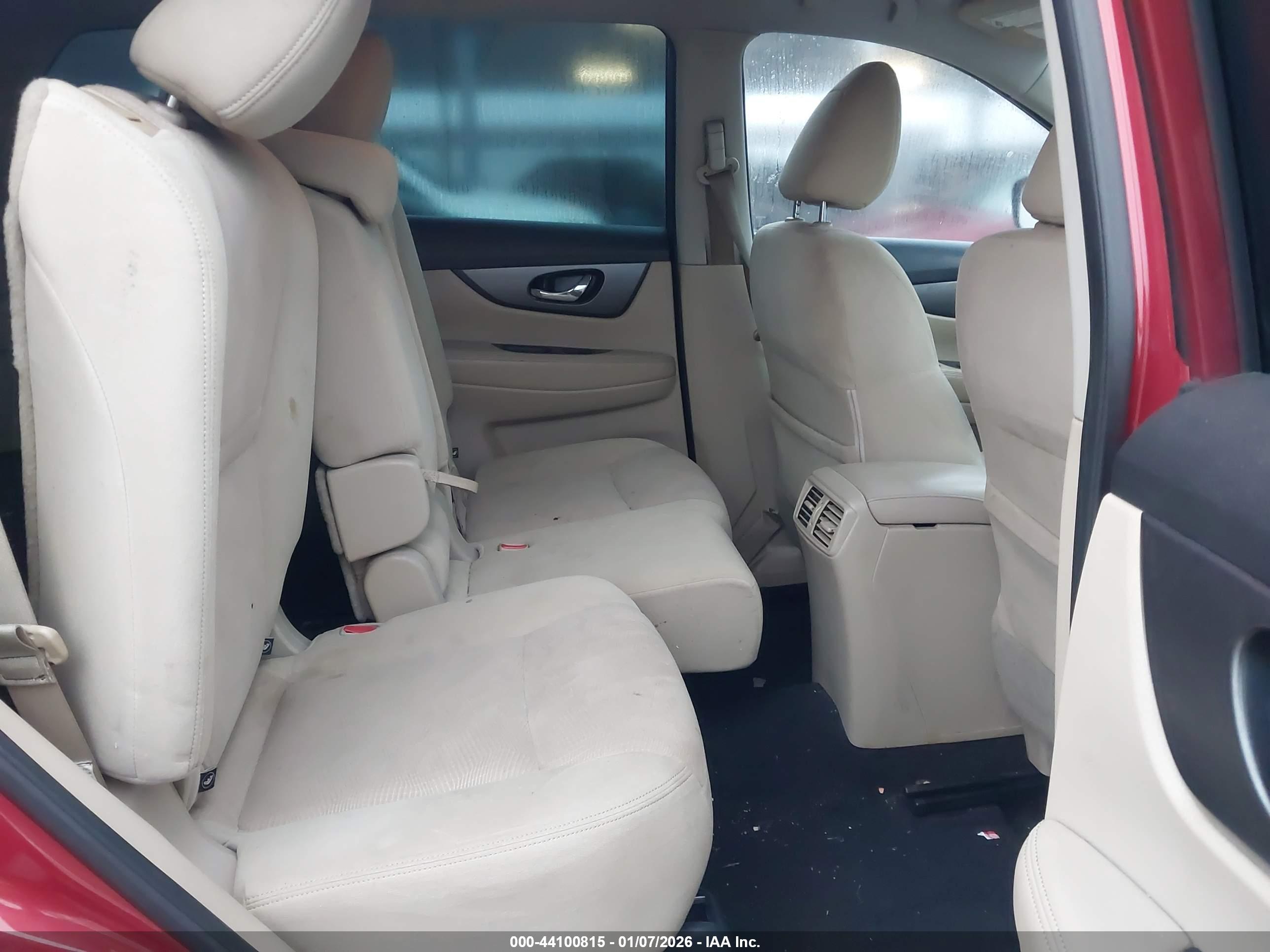 NISSAN ROGUE image 8