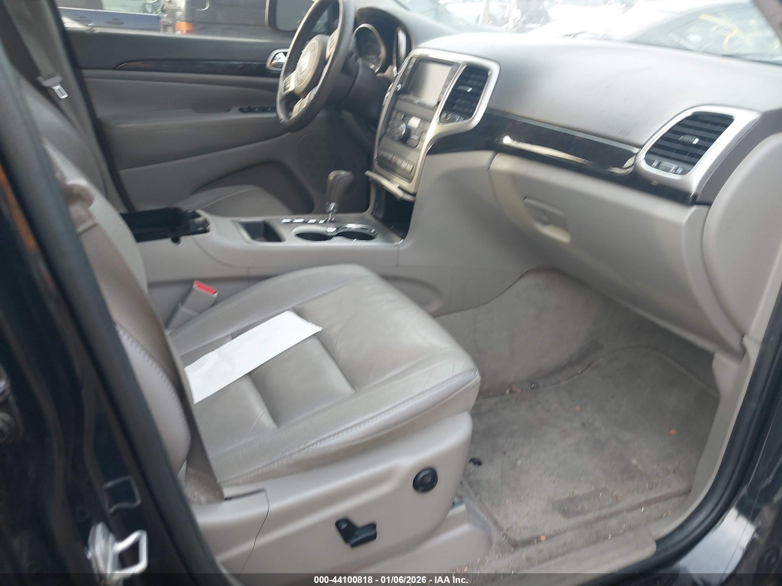 JEEP GRAND image 5