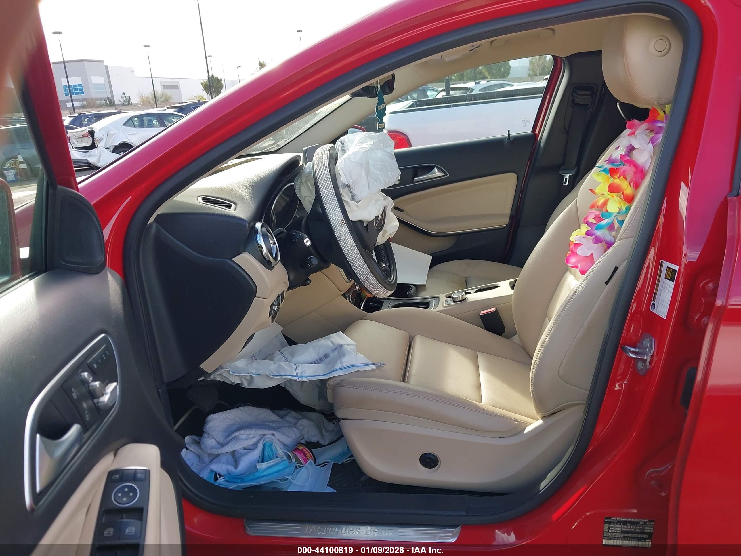 MERCEDES-BENZ GLA image 5